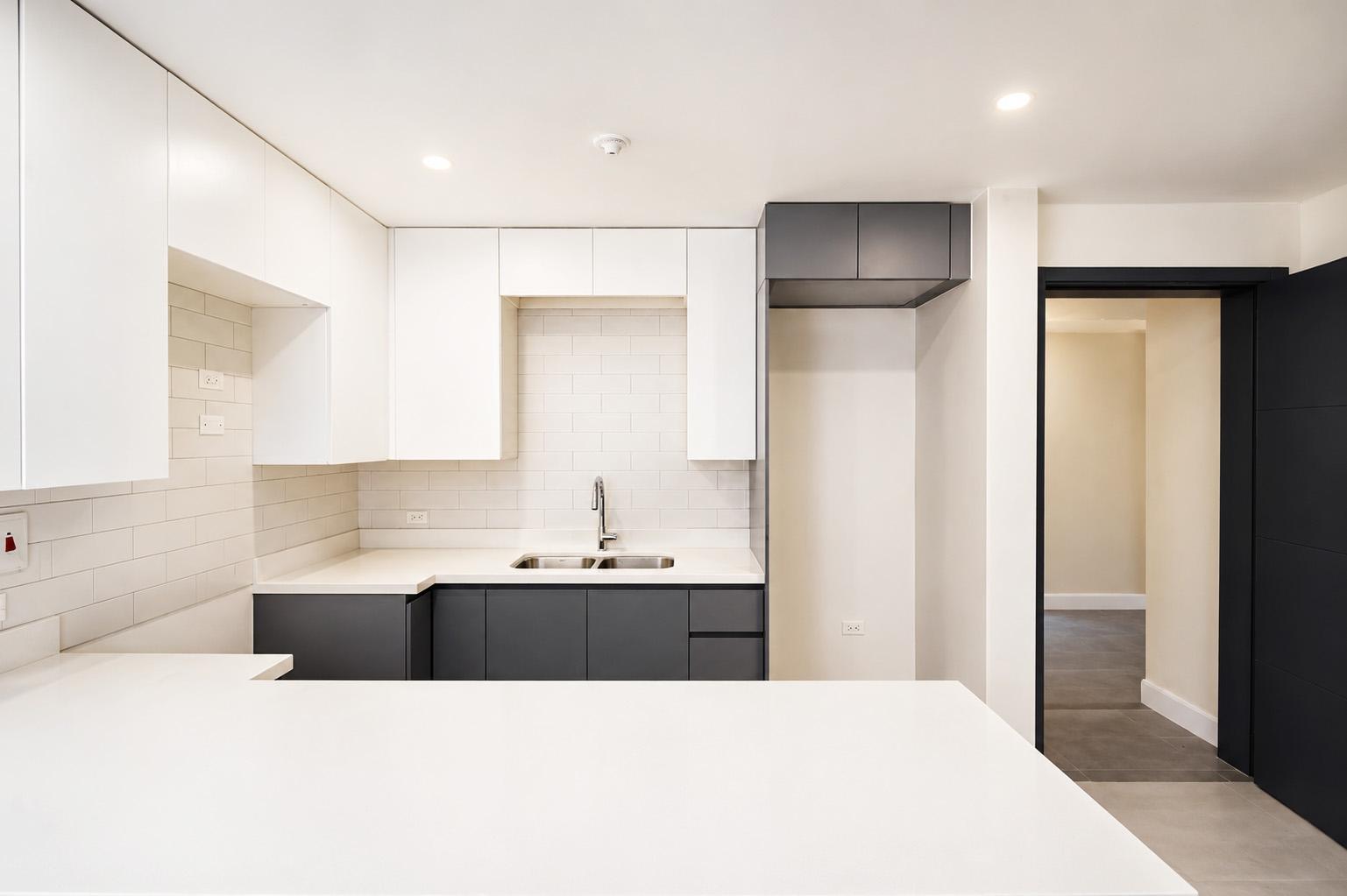 Apartment For Sale: SOL HARBOUR, Shaw Park | $308,000 photo 4