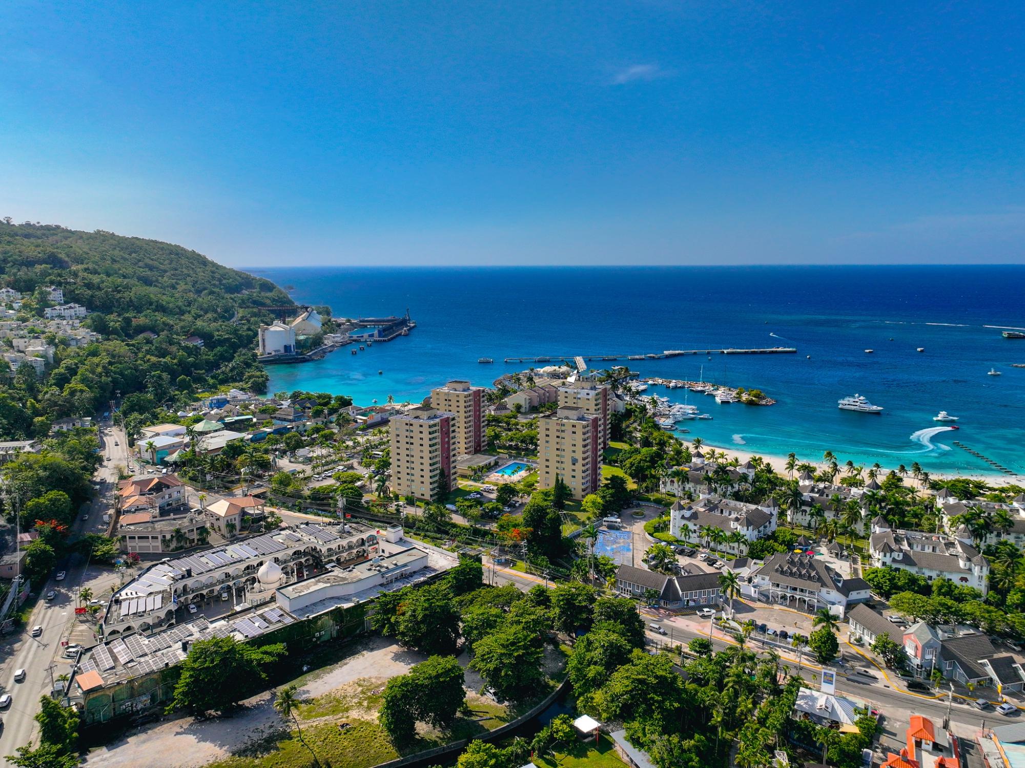 Apartment For Sale: SOL HARBOUR, Shaw Park | $308,000 photo 11