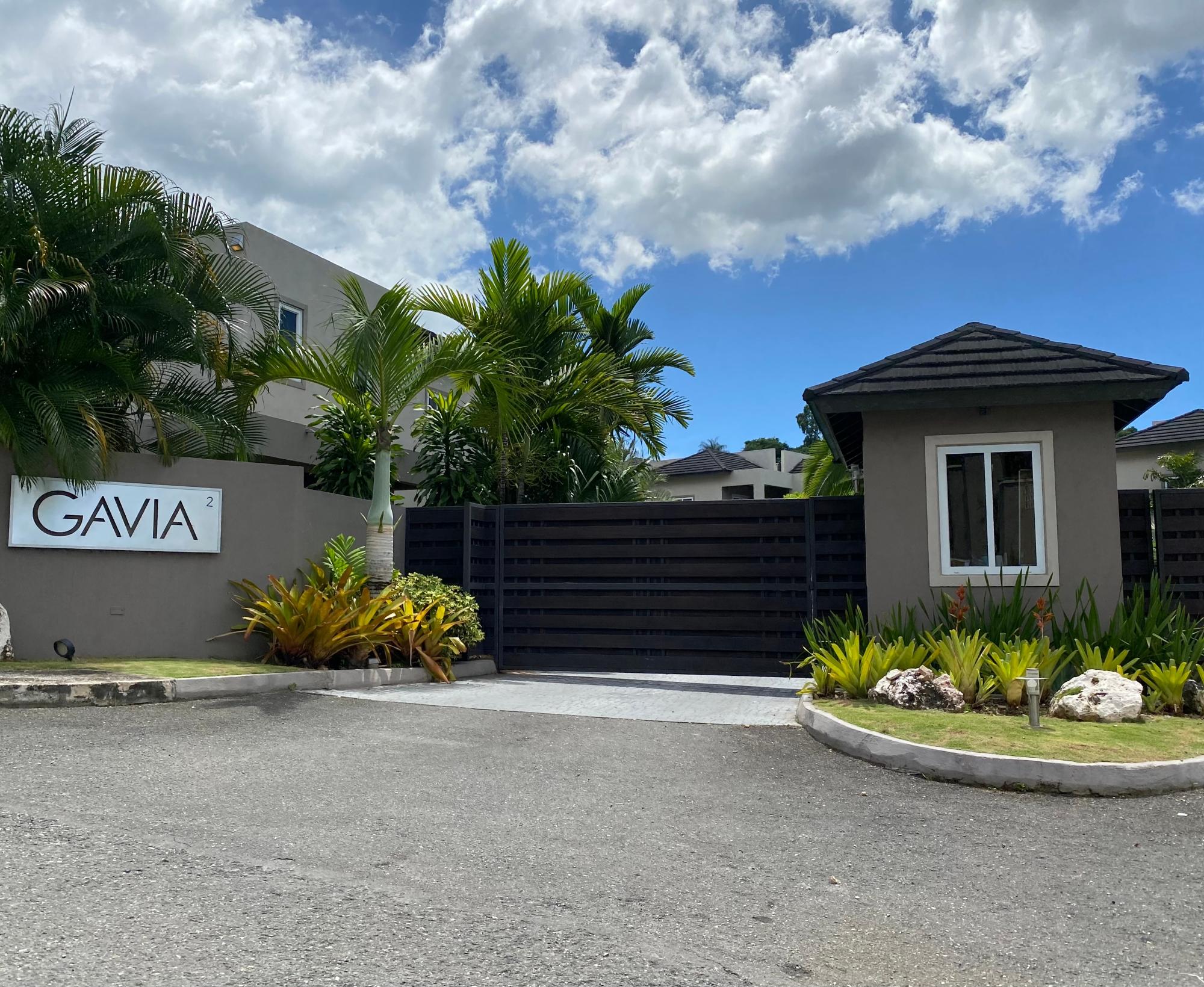 Apartment For Sale: CHERRY HILL DRIVE, Kingston 8 | $550,000