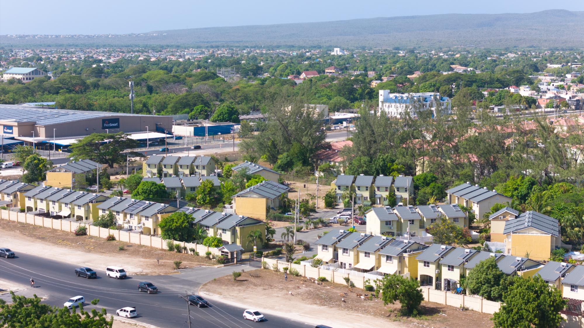 Townhouse For Sale: WESTON PARK WAY, PORTMORE, Greater Portmore | $32,500,000 photo 2