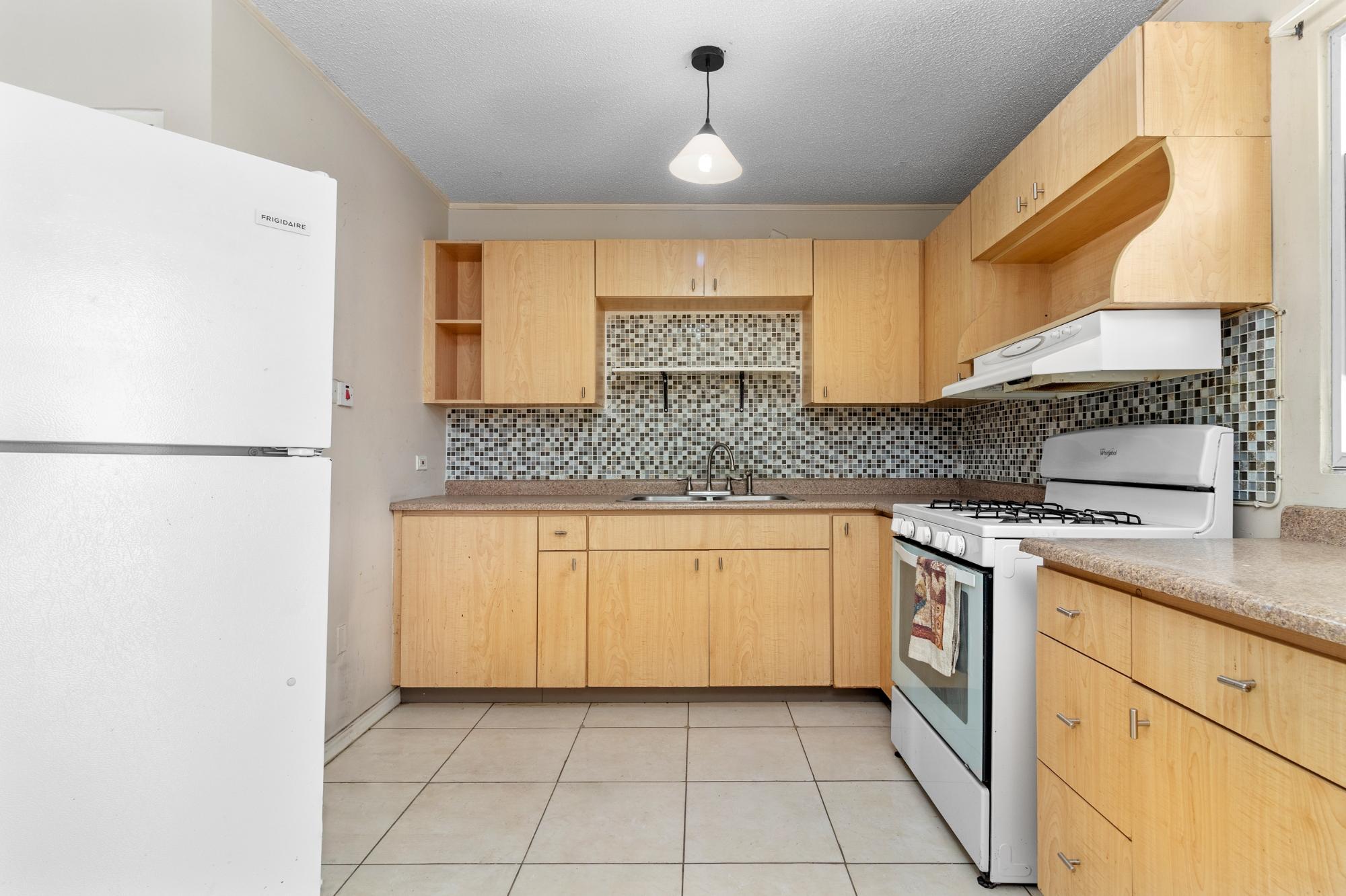Townhouse For Sale: WESTON PARK WAY, PORTMORE, Greater Portmore | $32,500,000 photo 12