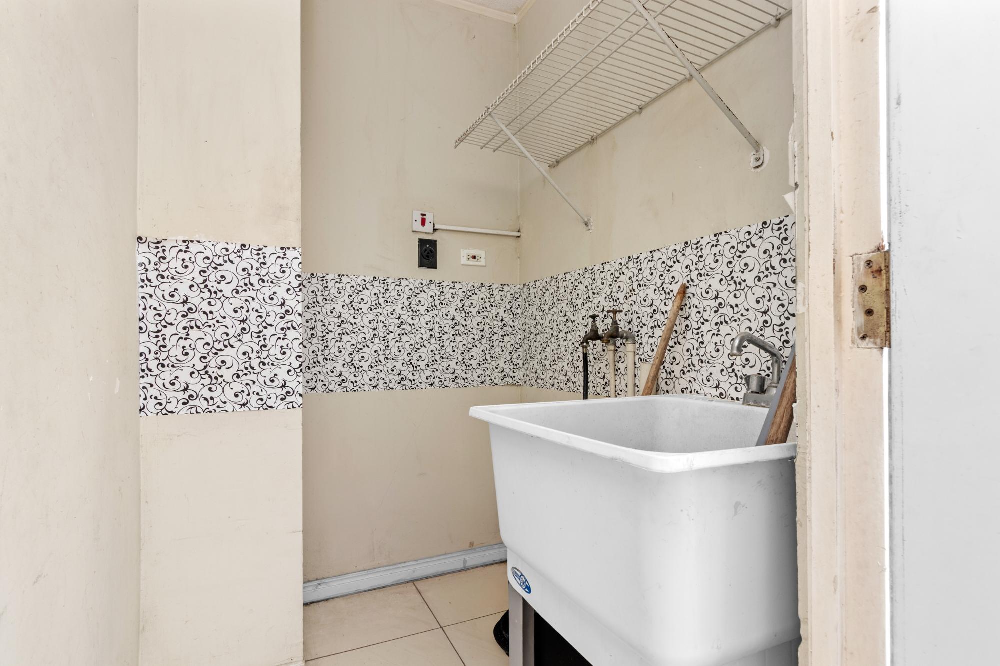Townhouse For Sale: WESTON PARK WAY, PORTMORE, Greater Portmore | $32,500,000 photo 13