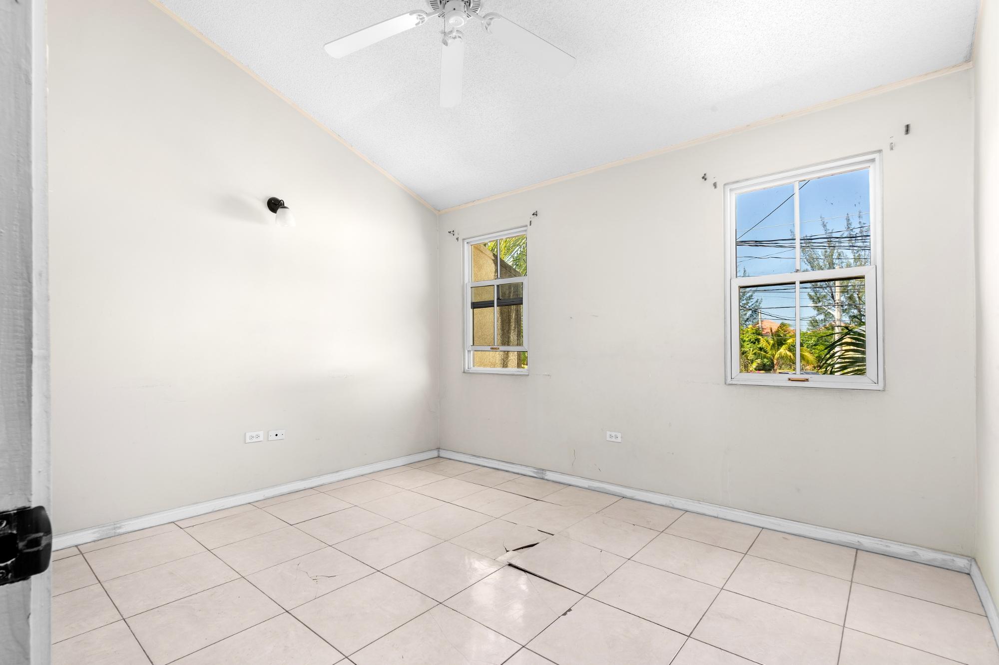 Townhouse For Sale: WESTON PARK WAY, PORTMORE, Greater Portmore | $32,500,000 photo 16