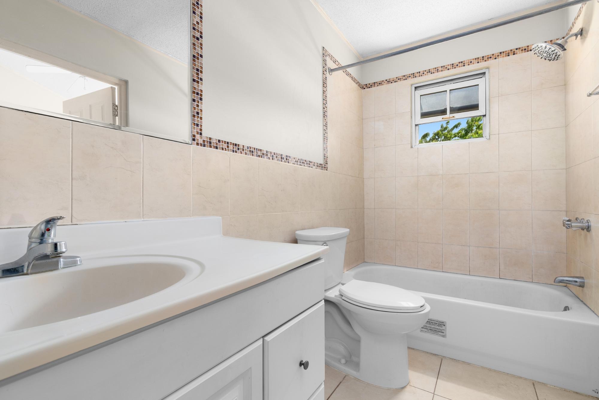 Townhouse For Sale: WESTON PARK WAY, PORTMORE, Greater Portmore | $32,500,000 photo 18