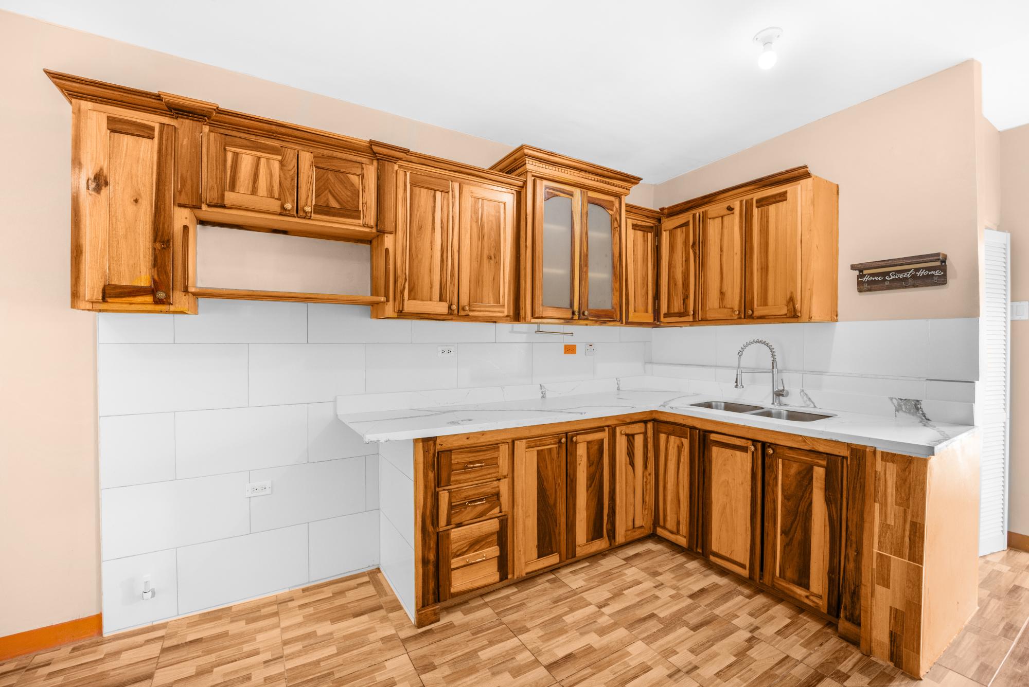 Apartment For Rent: DEANERY AVE KINGSTON 3, Kingston 3 | $135,000 photo 5