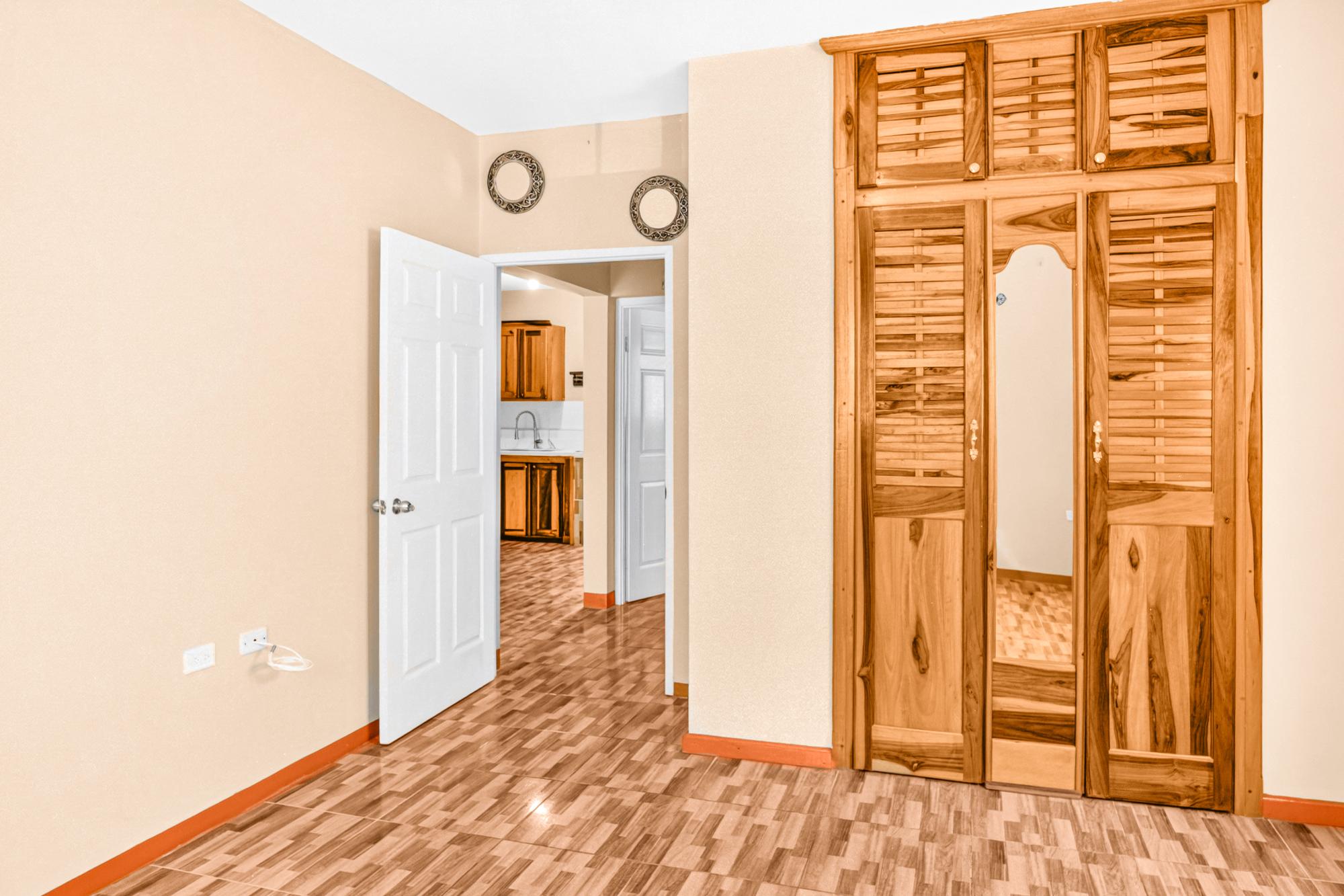 Apartment For Rent: DEANERY AVE KINGSTON 3, Kingston 3 | $135,000 photo 10