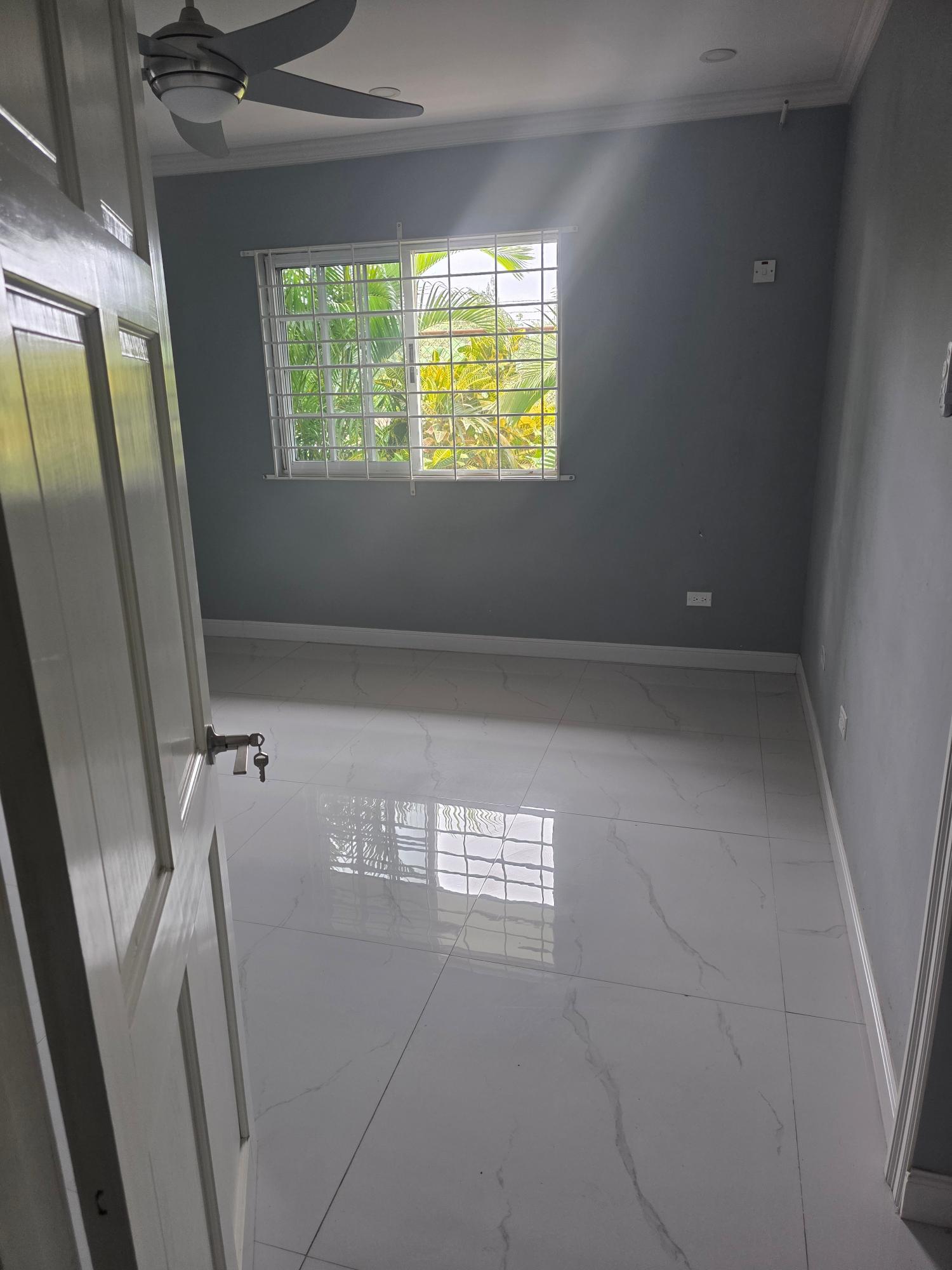 Apartment For Rent: GEORGE REID DISTRICT, Mandeville | $100,000 photo 3