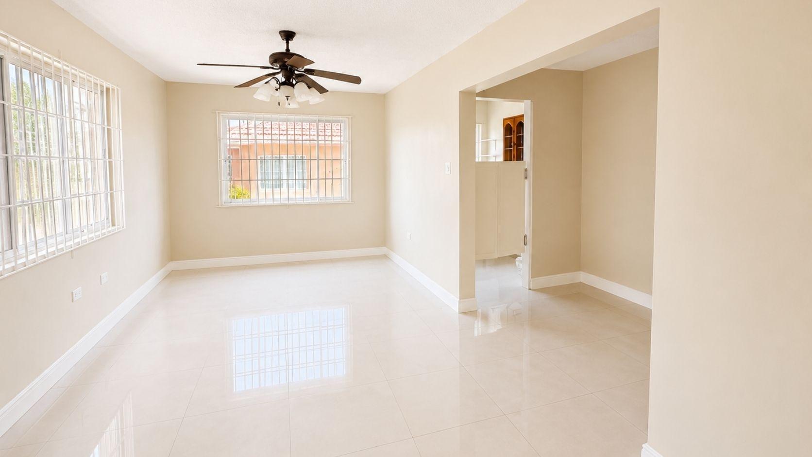 Townhouse For Rent: PLACE, LONG MOUNTAIN, Kingston 6 | $230,000 photo 6