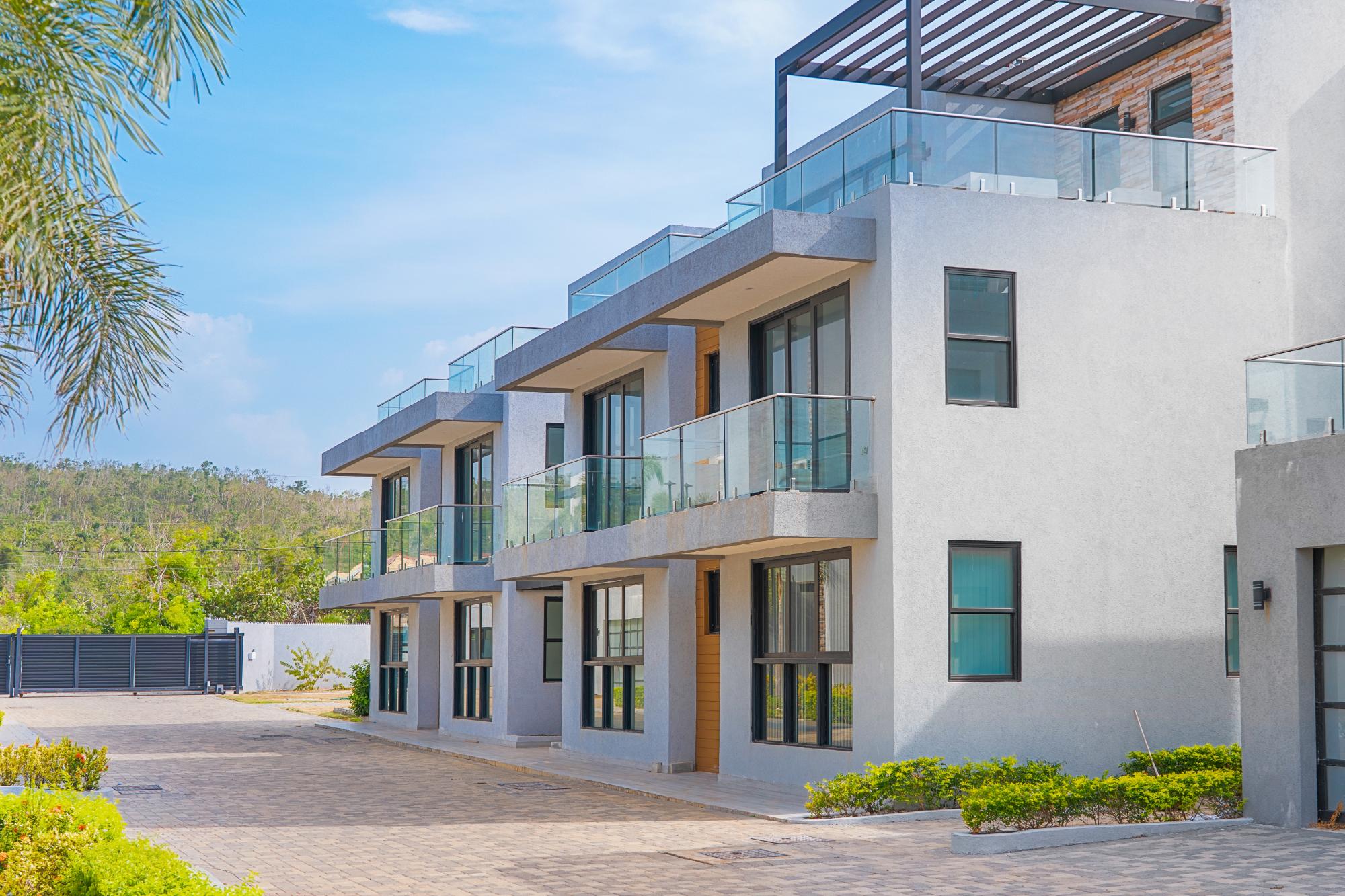 Apartment For Sale: QUEEN@~apos;S CRESCENT DR, Discovery Bay | $695,000