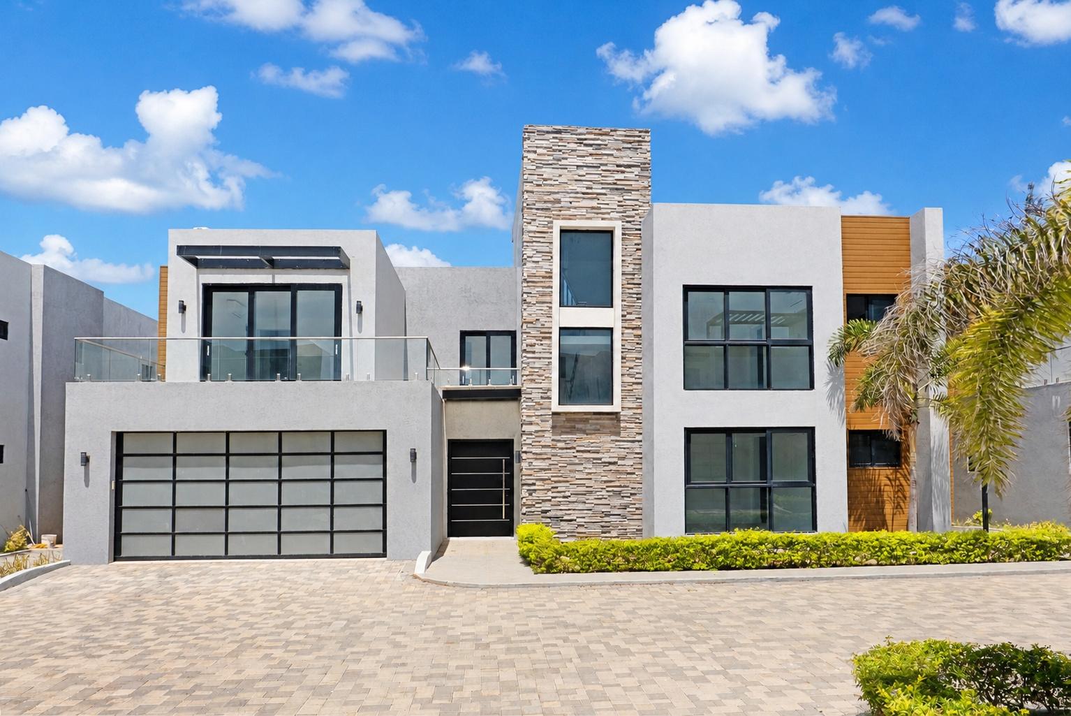 Townhouse For Sale: QUEEN@~apos;S CRESCENT DRIVE, Discovery Bay | $830,000