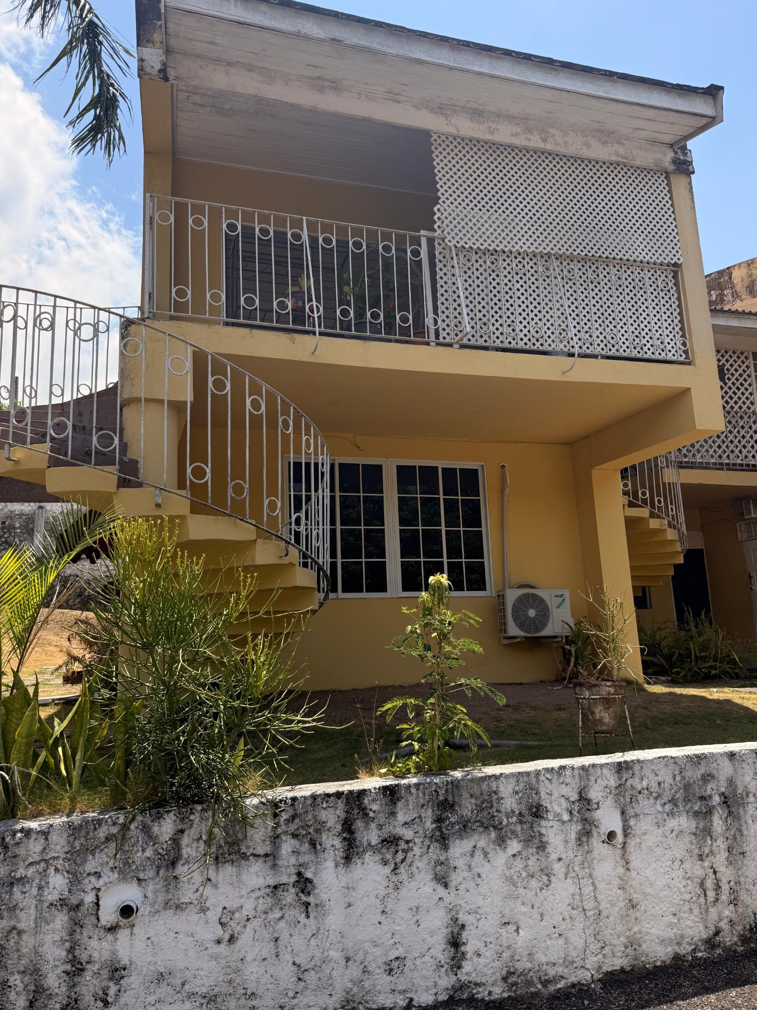Apartment For Rent: GRAHAM HEIGHTS, Kingston 6 | $130,000