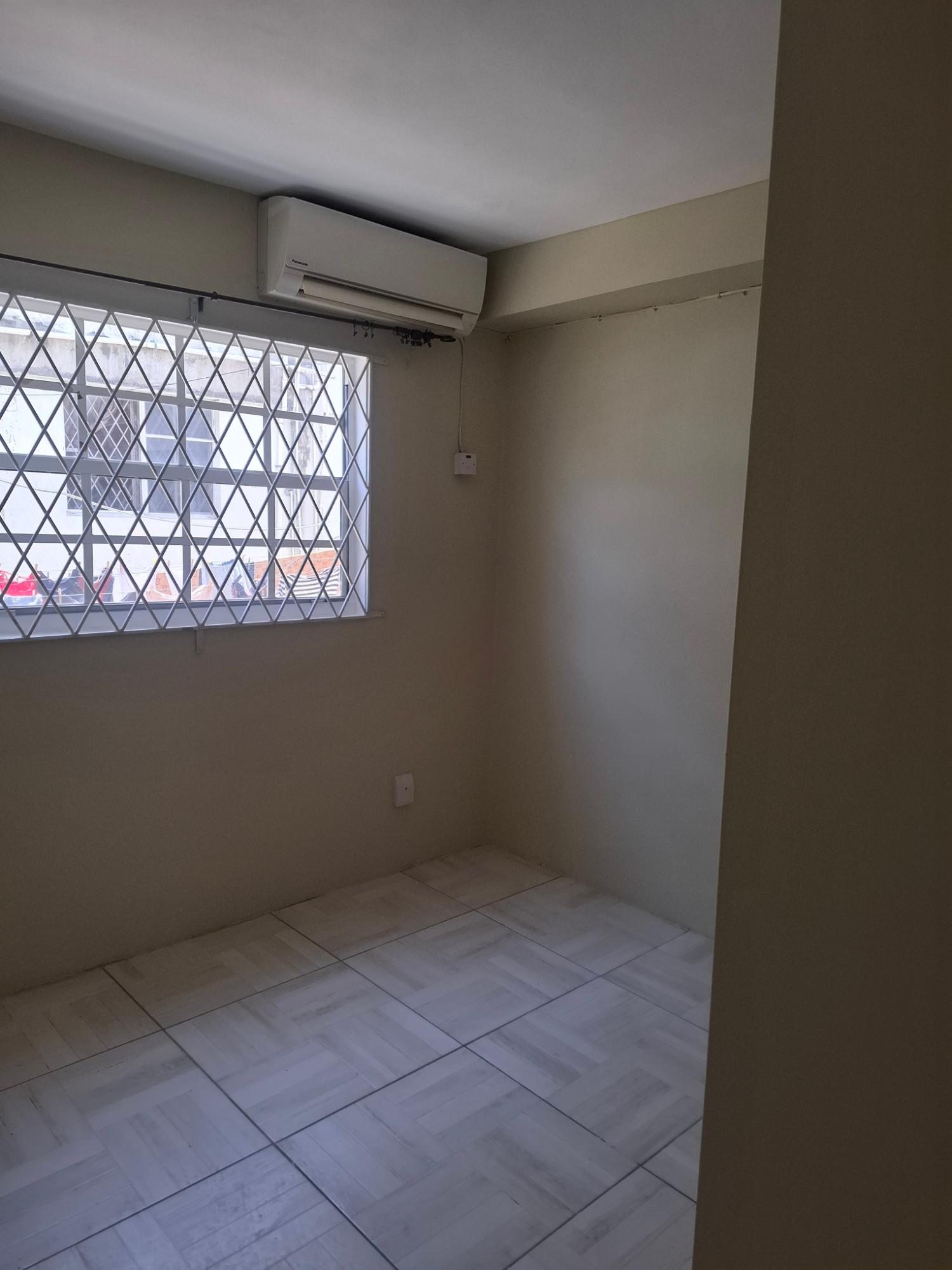 Apartment For Rent: WASHINGTON BOULEVARD, Kingston 20 | $90,000 photo 6