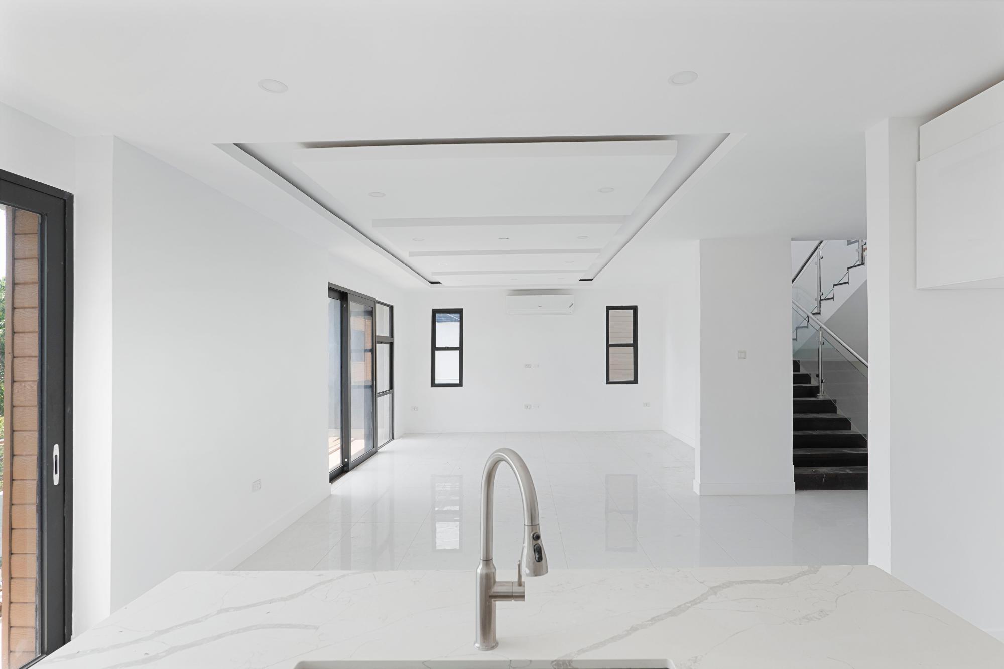 Townhouse For Sale: QUEEN@~apos;S CRESCENT DRIVE, Discovery Bay | $1,100,000 photo 9