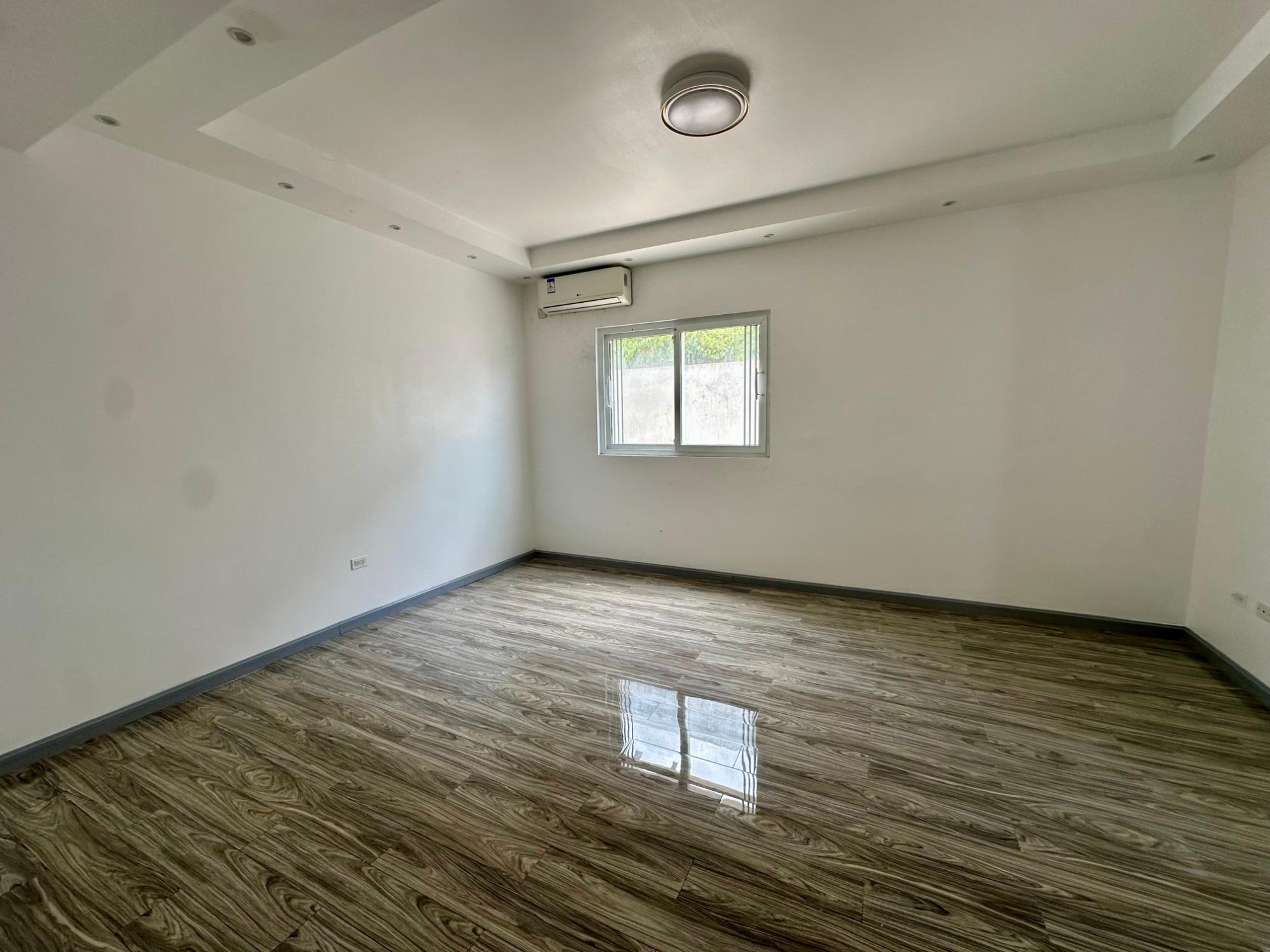 Apartment For Sale: ROEHAMPTON DRIVE, Kingston 19 | $41,500,000 photo 7