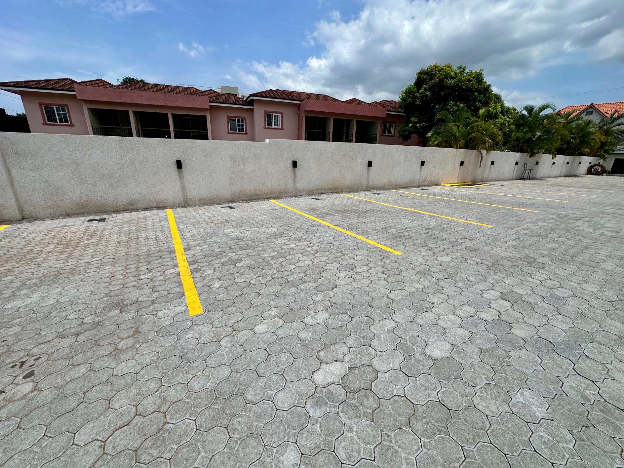 Apartment For Sale: ROEHAMPTON DRIVE, Kingston 19 | $41,500,000 photo 17