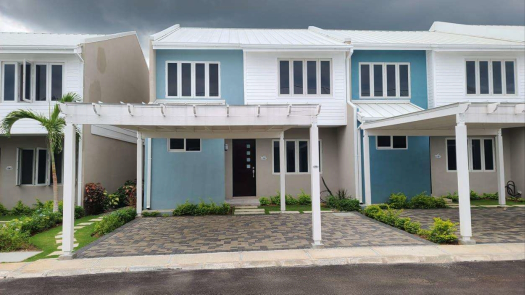 Townhouse For Sale: SEYMOUR AVENUE, Kingston 6 | $110,000,000 photo 3
