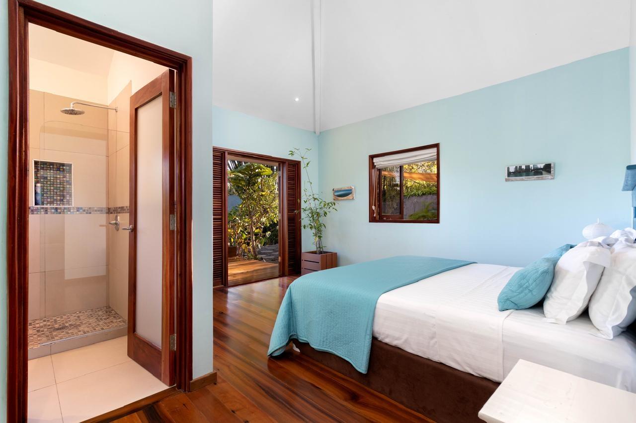 House For Sale: TEDDINGTON SHERWOOD FORES, Fairy Hill | $900,000 photo 6