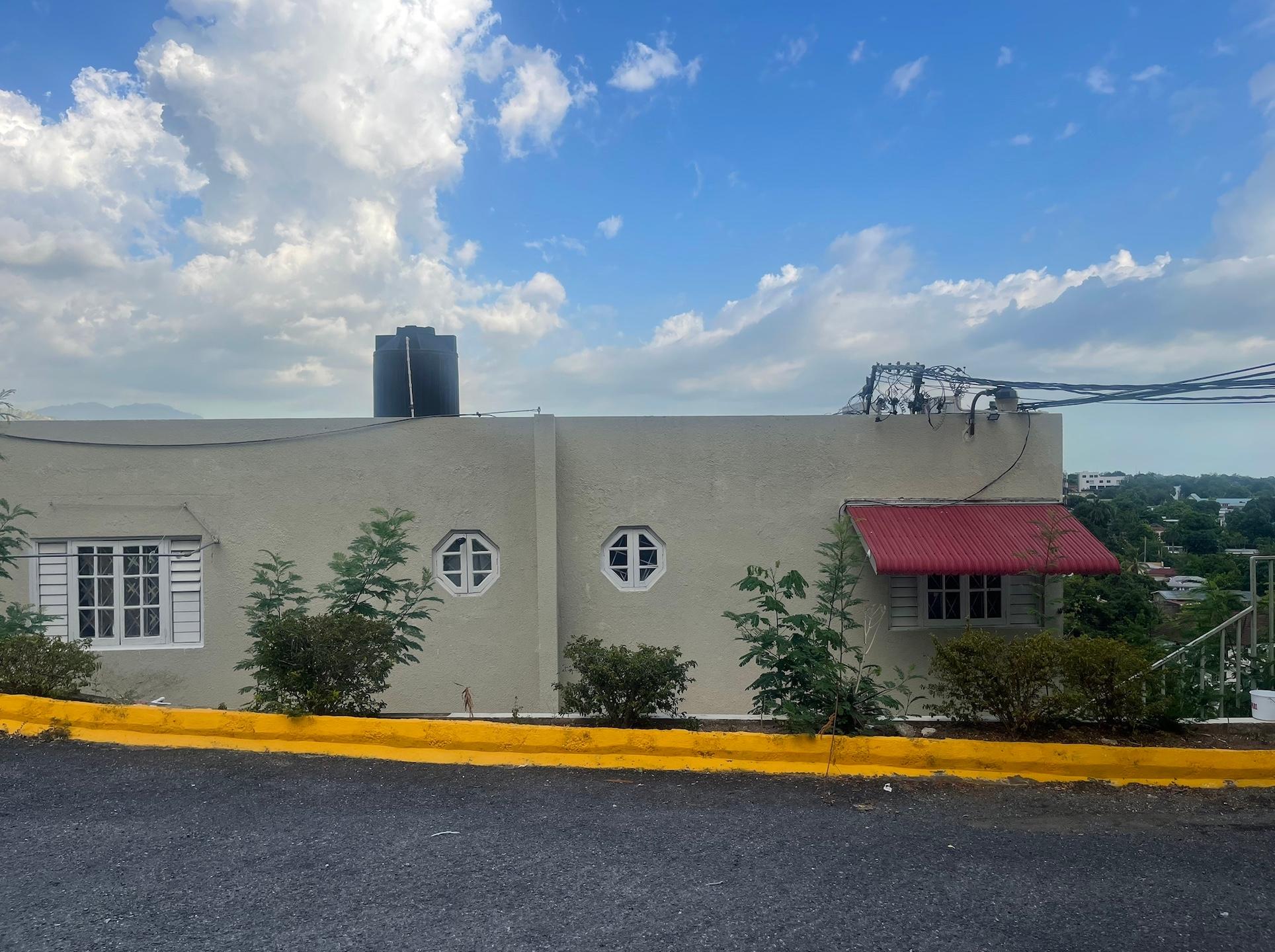 Apartment For Rent: NORTH MICHIGAN AVENUE, Kingston 19 | $150,000
