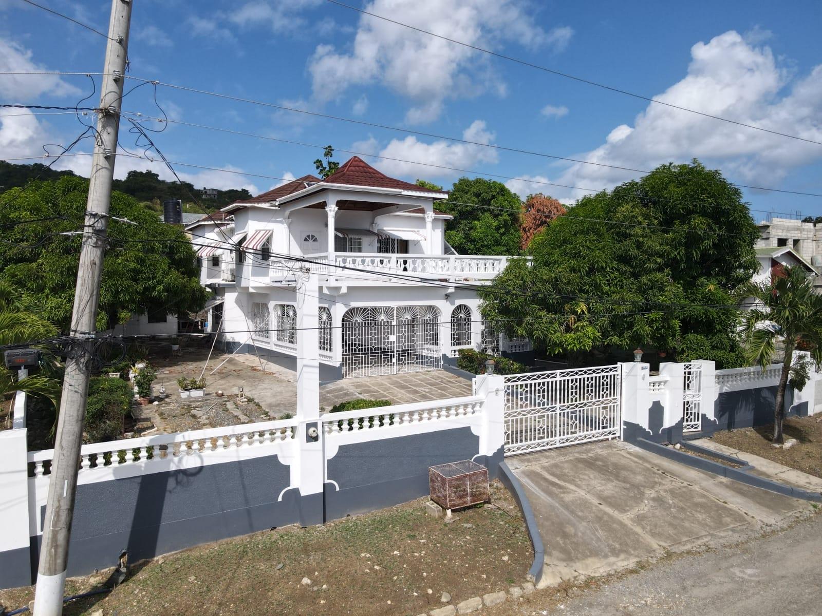 House For Sale: MARTINIQUE RD. ALEXANDER, Lyssons | $70,000,000 photo 2