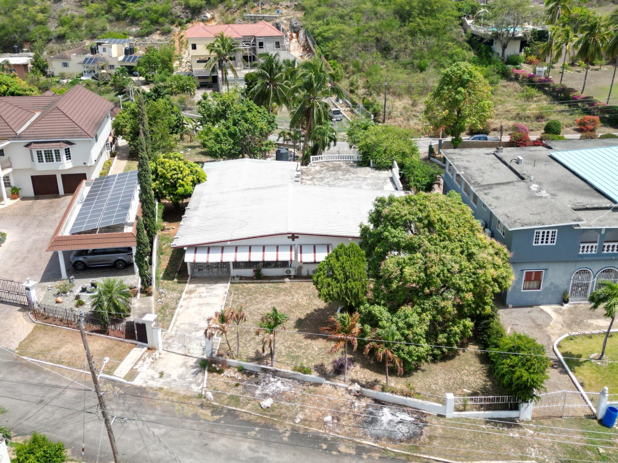 House For Sale: TWICKENHAM AVE, St. Jago Heights | $39,000,000 photo 7