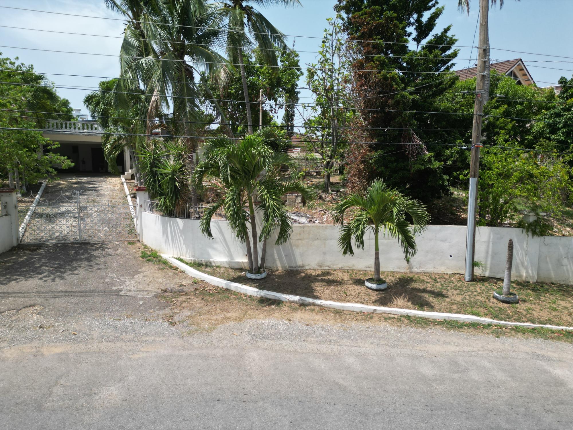 House For Sale: TWICKENHAM AVE, St. Jago Heights | $39,000,000 photo 10