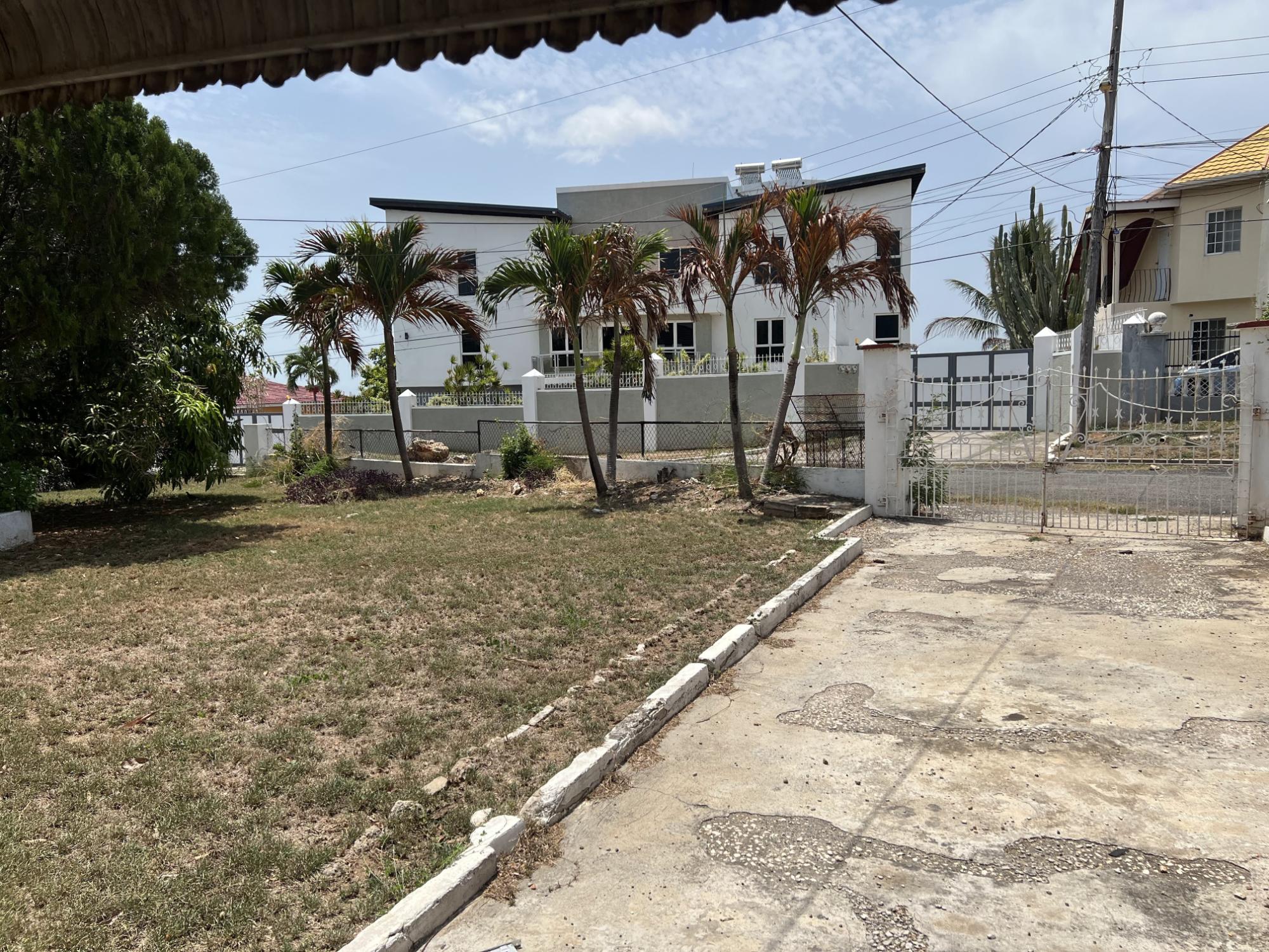 House For Sale: TWICKENHAM AVE, St. Jago Heights | $39,000,000 photo 16
