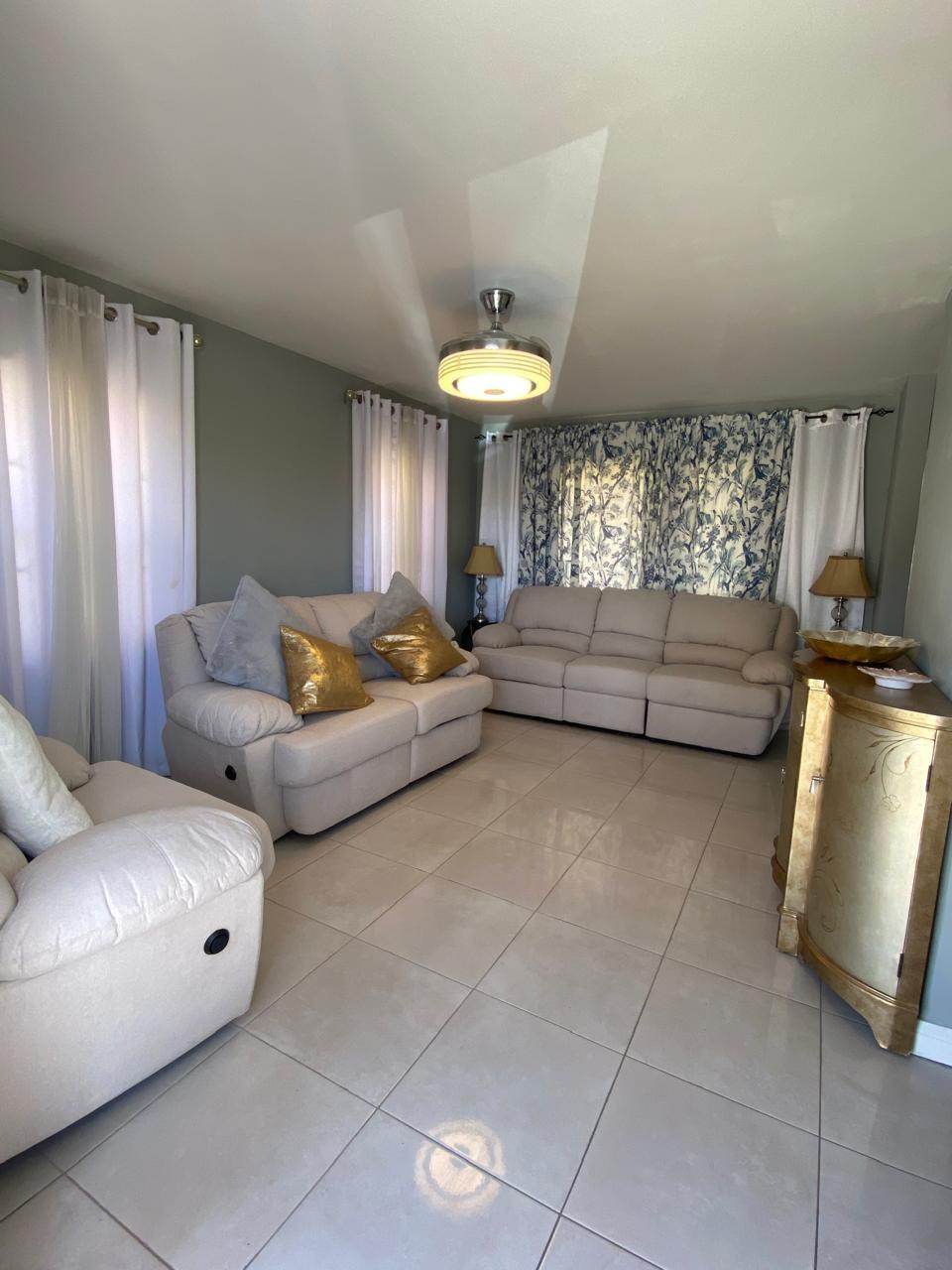 House For Sale: BAY FRONT VILLAS @~amp; APTS, Bridgeport | $255,000 photo 3