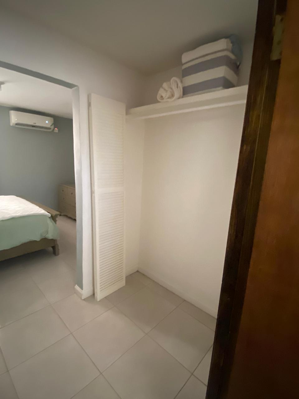 House For Sale: BAY FRONT VILLAS @~amp; APTS, Bridgeport | $255,000 photo 10