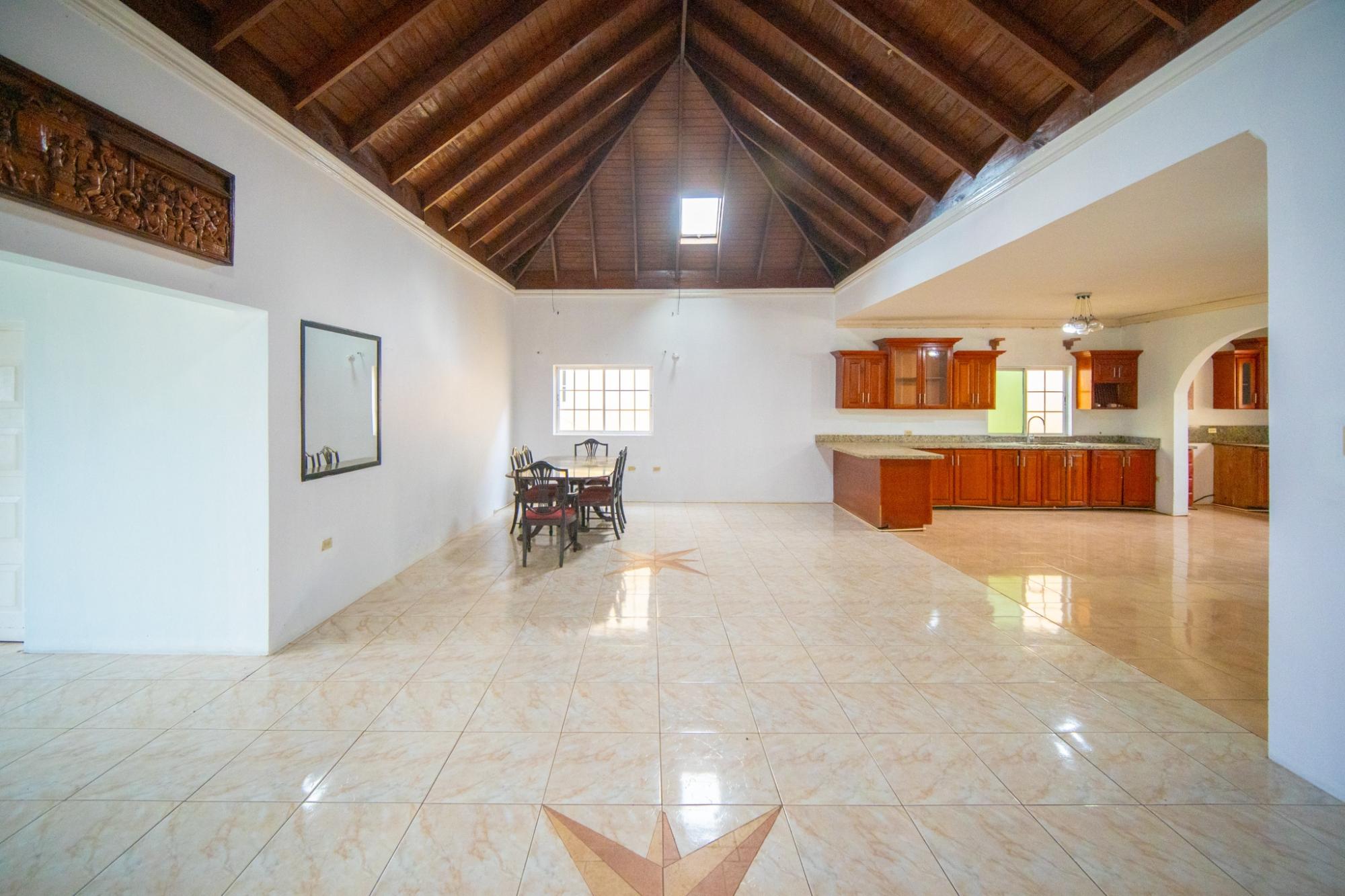 Apartment For Sale: TOPAZ CRESCENT, Red Hills | $64,000,000 photo 7