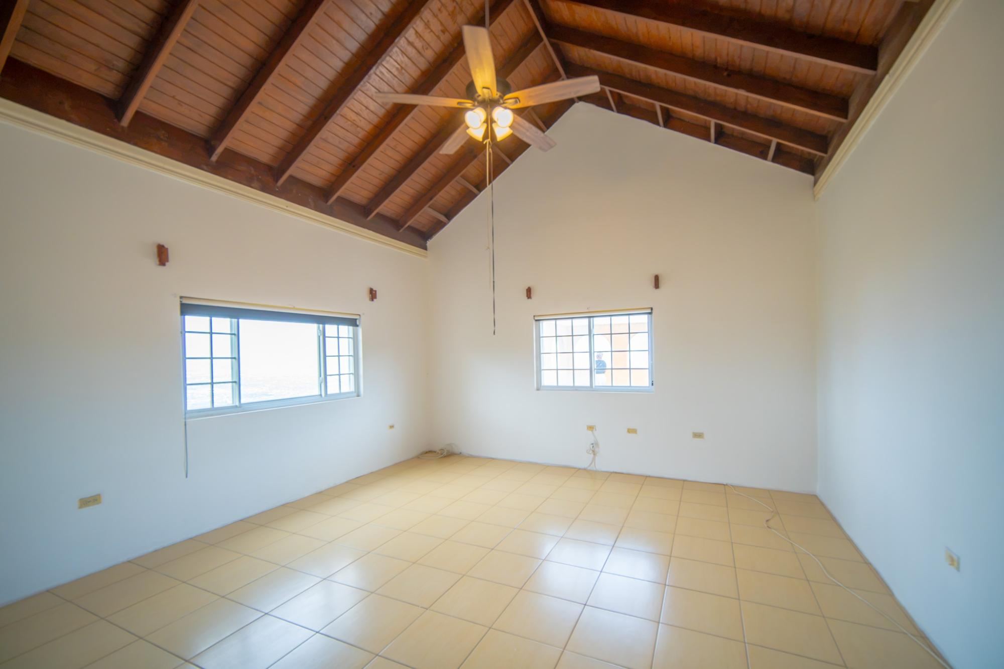 Apartment For Sale: TOPAZ CRESCENT, Red Hills | $64,000,000 photo 8