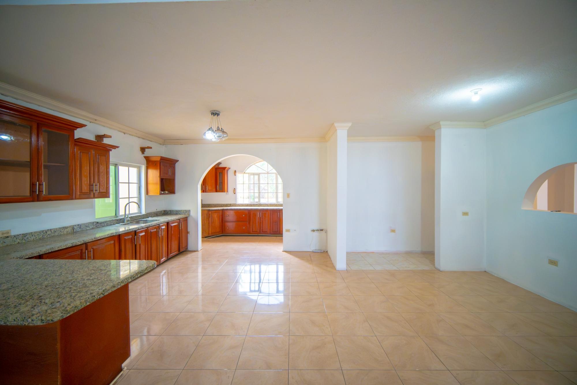 Apartment For Sale: TOPAZ CRESCENT, Red Hills | $64,000,000 photo 11