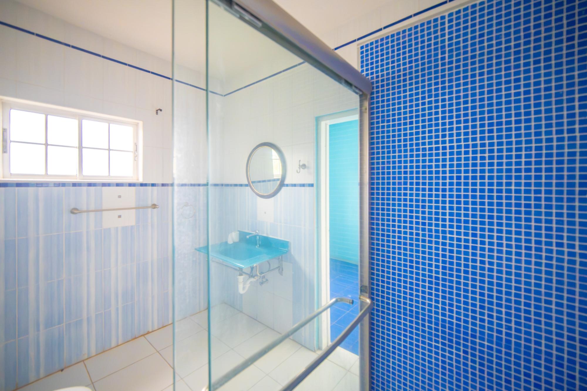 Apartment For Sale: TOPAZ CRESCENT, Red Hills | $64,000,000 photo 24