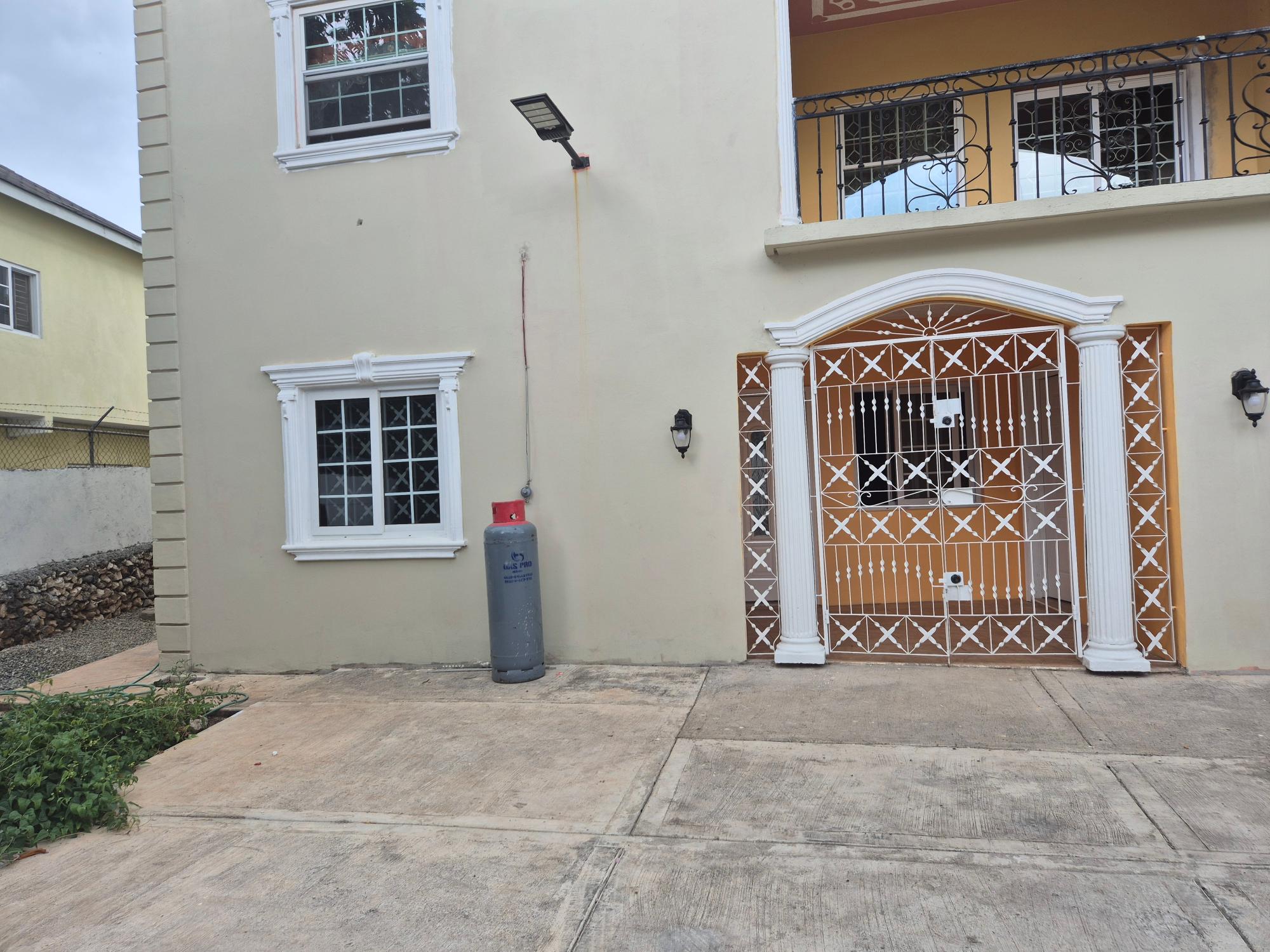 Apartment For Rent: SERPENS WAY, SMOKEY VALE, Kingston 19 | $145,000 photo 3