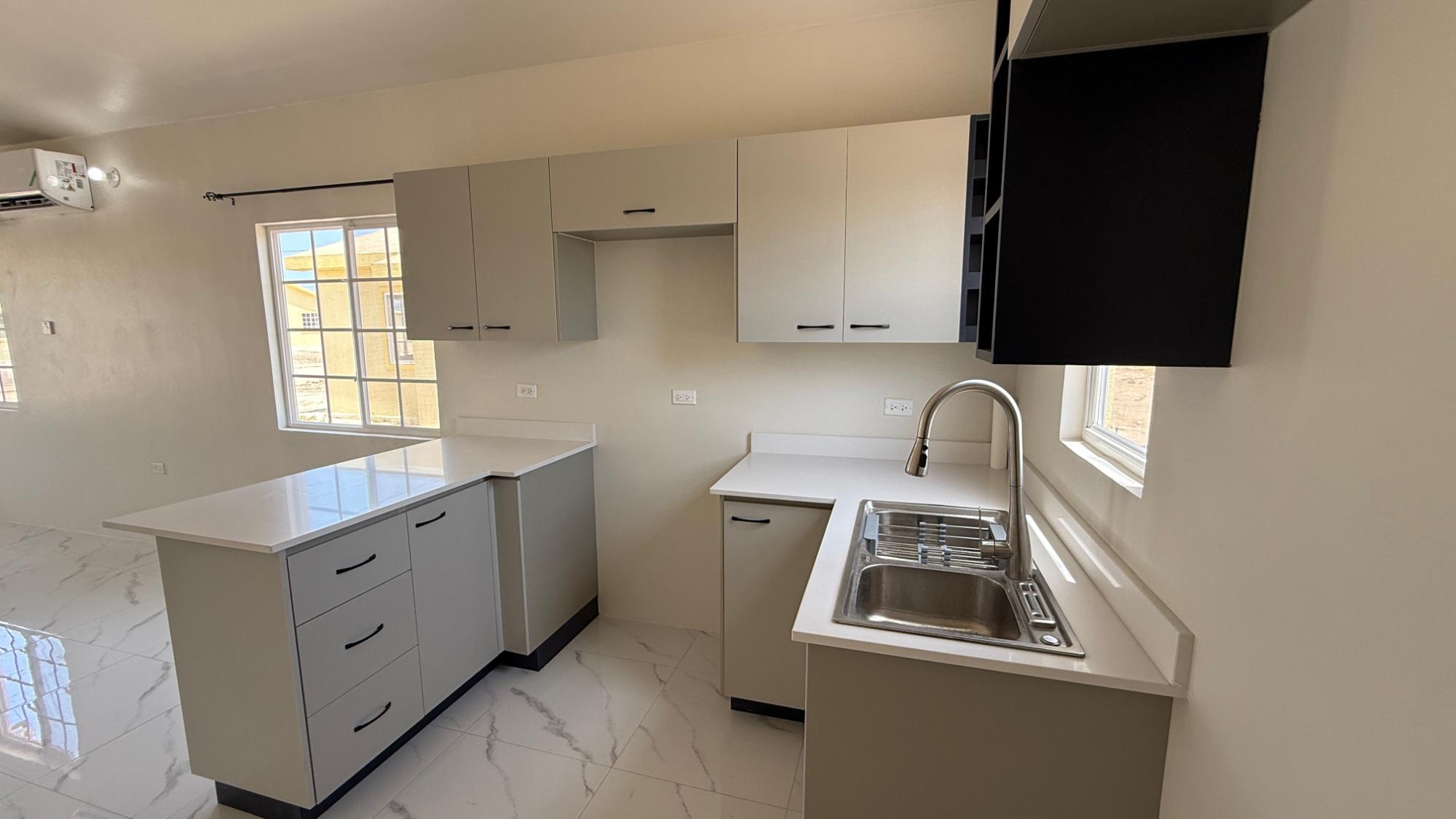 House For Rent: PHOENIX PARK VILLAGE 2 PH, Phoenix Park | $140,000 photo 18