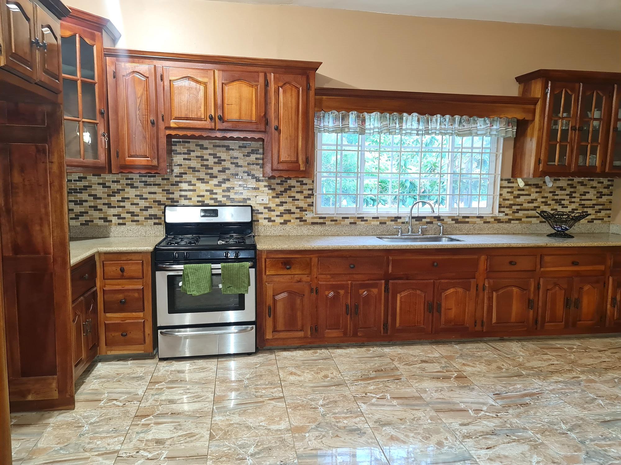House For Sale: BROUGHTON LITTLE LONDON, Little London | $188,000 photo 2