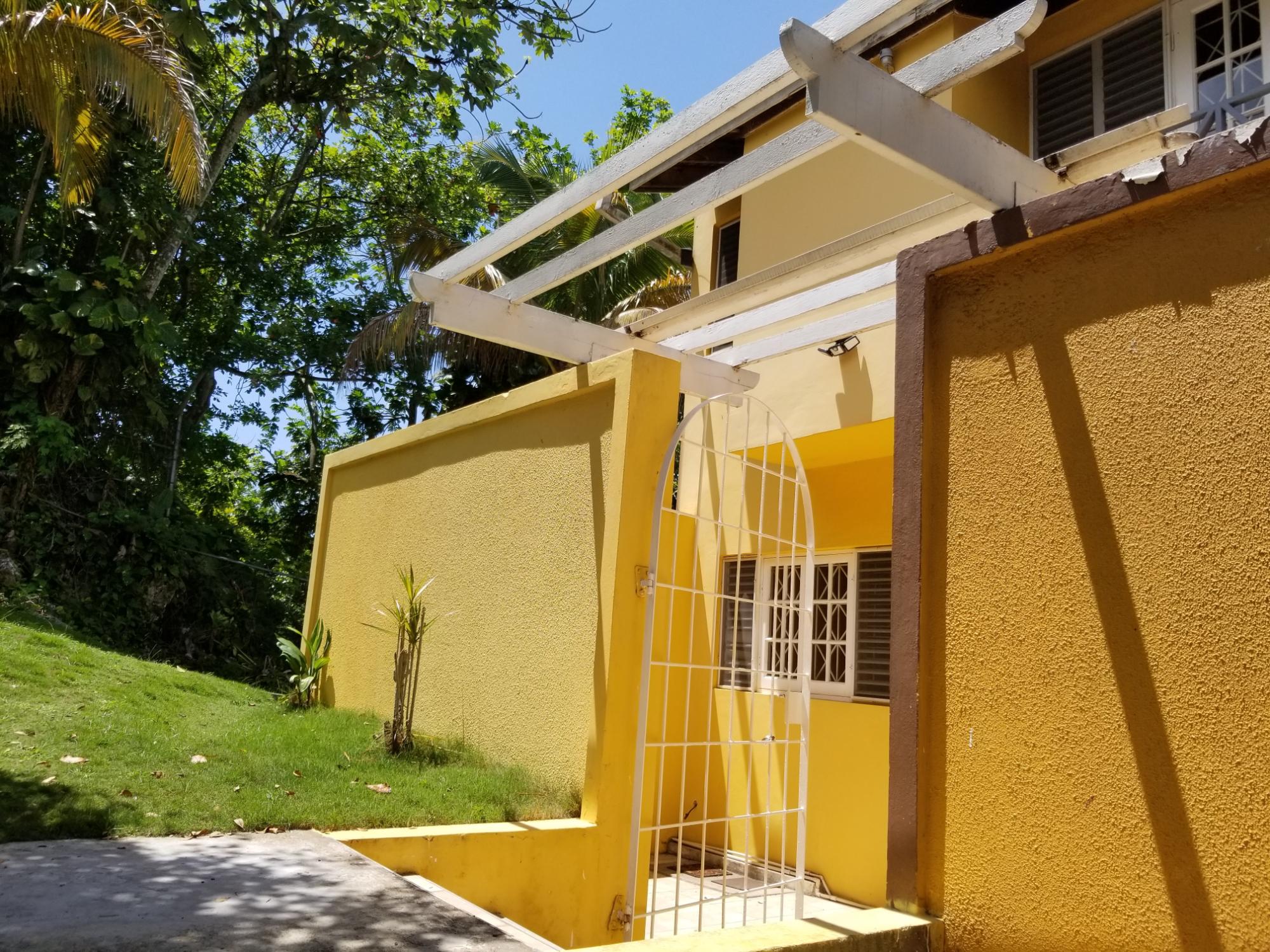 Townhouse For Rent: 8 DIAMOND RIDGE, Stony Hill P.O. | $170,000 photo 2