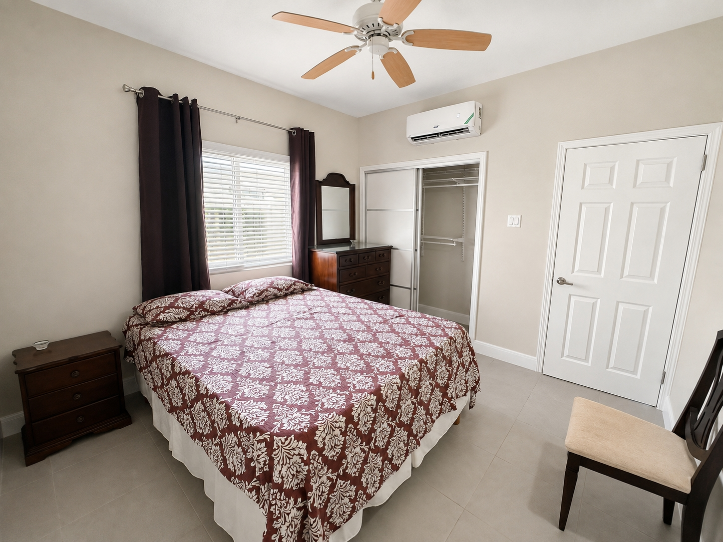 House For Rent: SEASHORE WEST, OCEAN POIN, Point | $1,350 photo 7