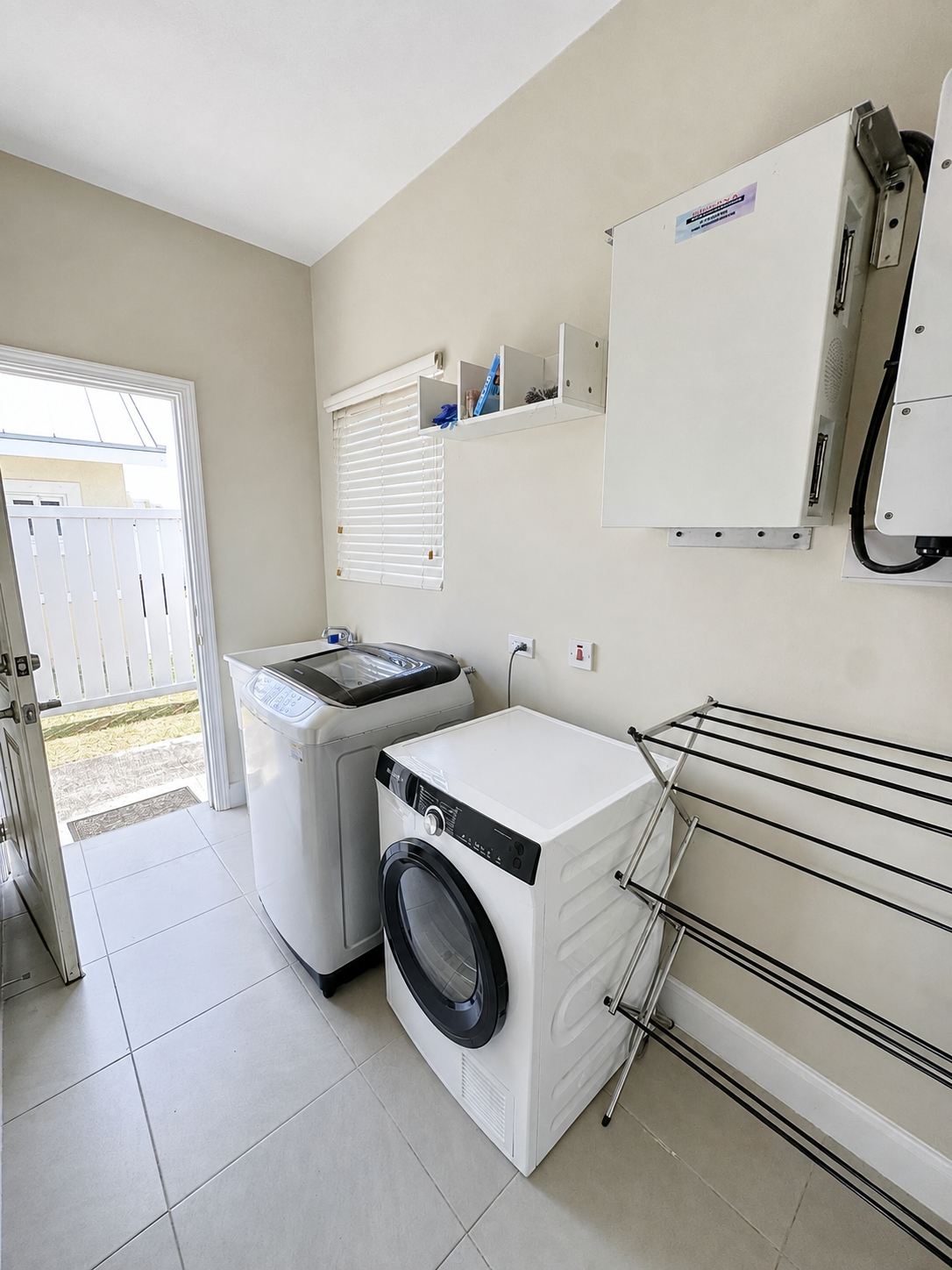House For Rent: SEASHORE WEST, OCEAN POIN, Point | $1,350 photo 9