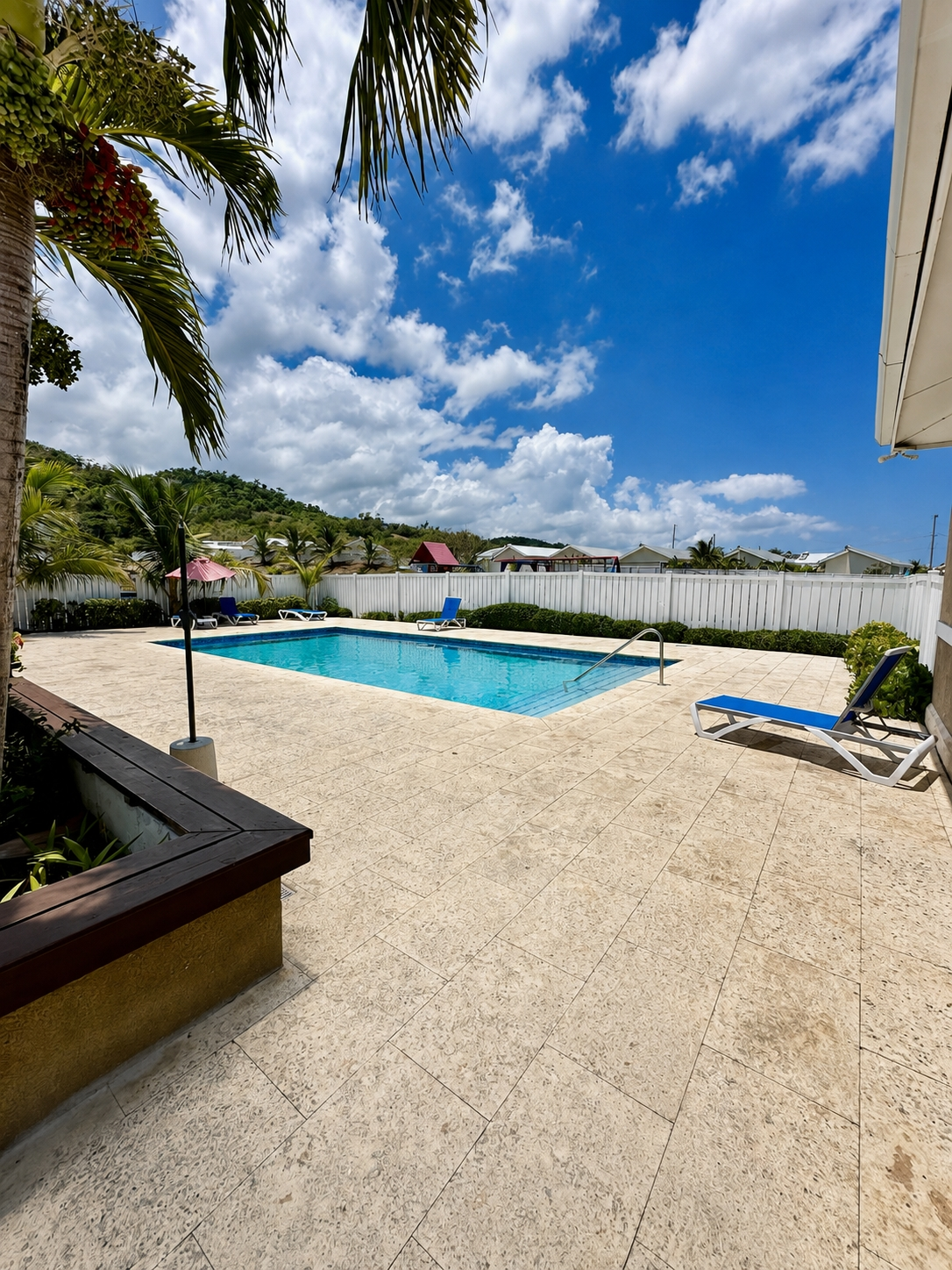 House For Rent: SEASHORE WEST, OCEAN POIN, Point | $1,350 photo 11