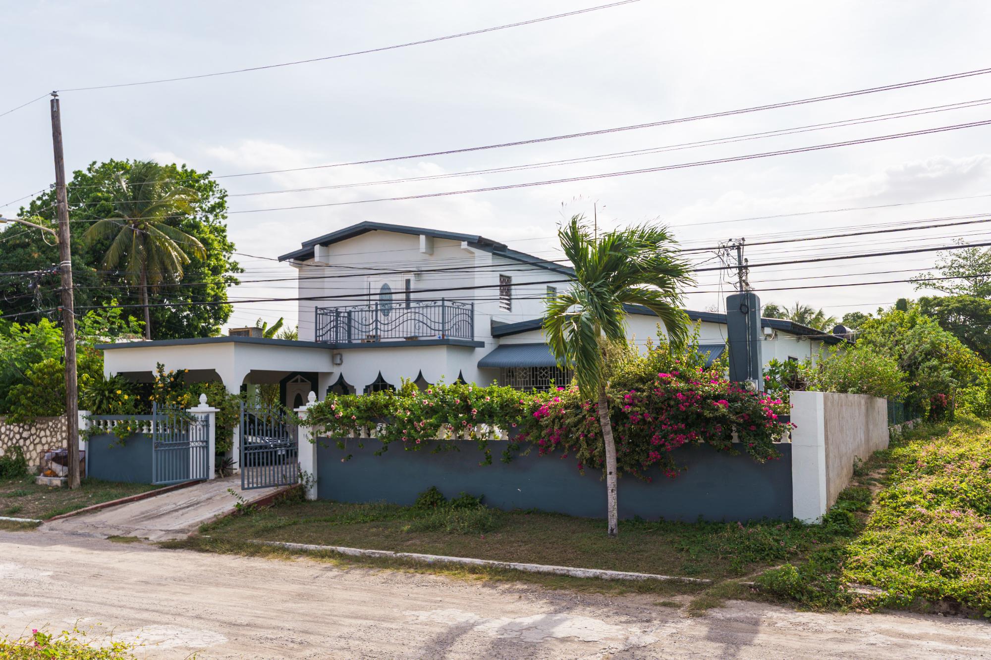 House For Sale: RIO COBRE DRIVE, Lauriston | $50,000,000 photo 3