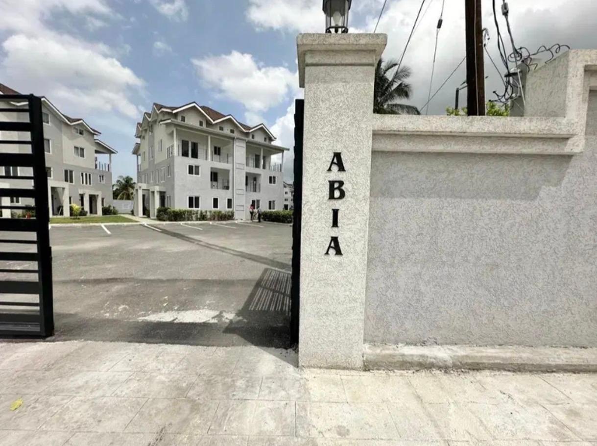 Apartment For Rent: SHORTWOOD ROAD, Kingston 8 | $150,000