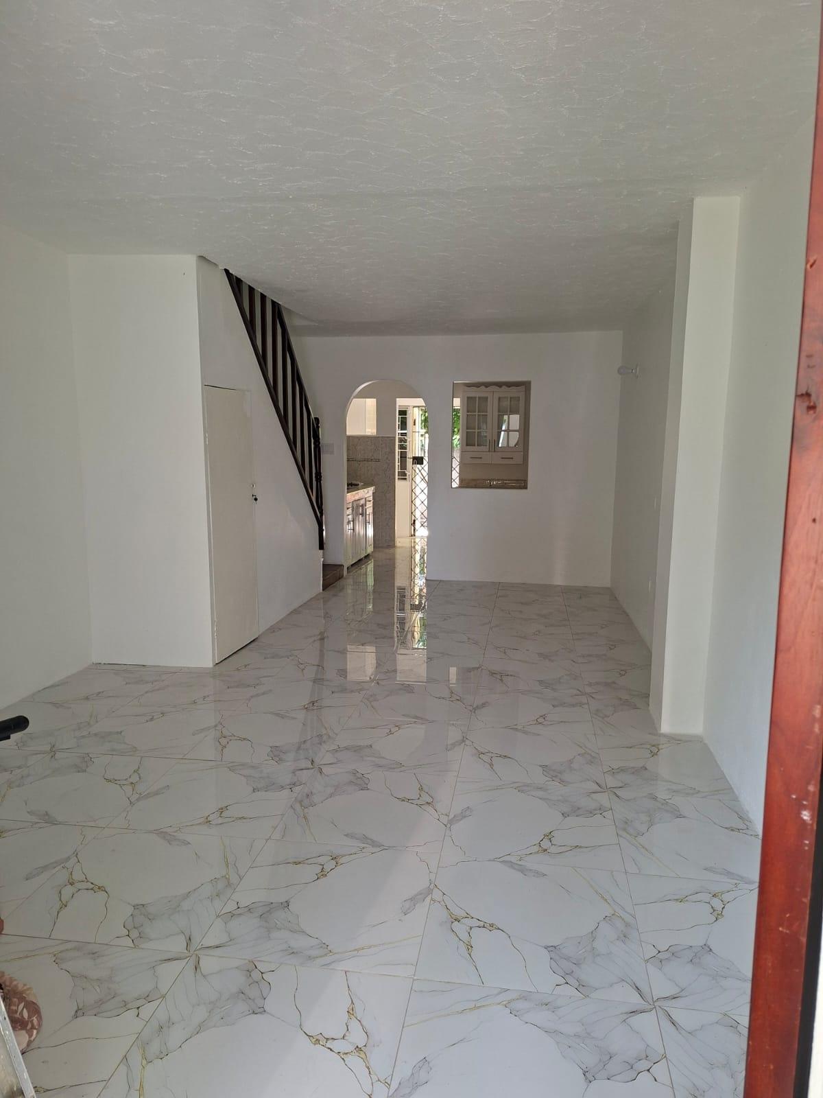 Townhouse For Rent: ENSOM ACRES CLOSE, SPANIS, Ensom City | $80,000 photo 2