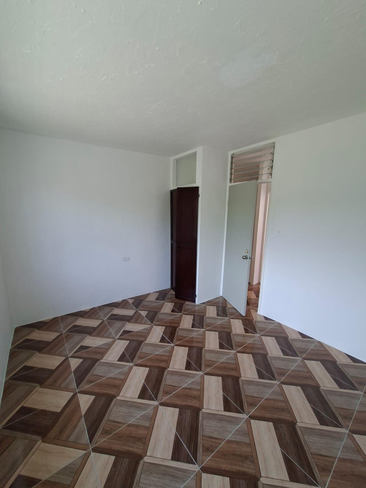 Townhouse For Rent: ENSOM ACRES CLOSE, SPANIS, Ensom City | $80,000 photo 6