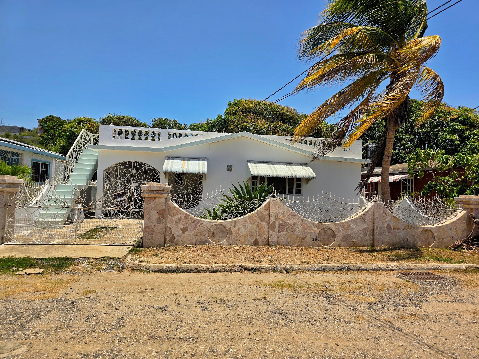 House For Sale: PORTO BELLO SQUARE, HELLS, Hellshire Heights | $30,000,000