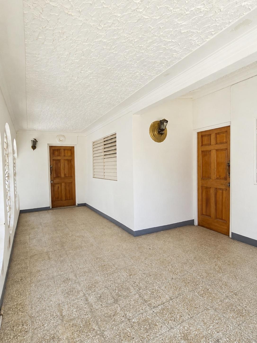 House For Sale: PORTO BELLO SQUARE, HELLS, Hellshire Heights | $30,000,000 photo 6