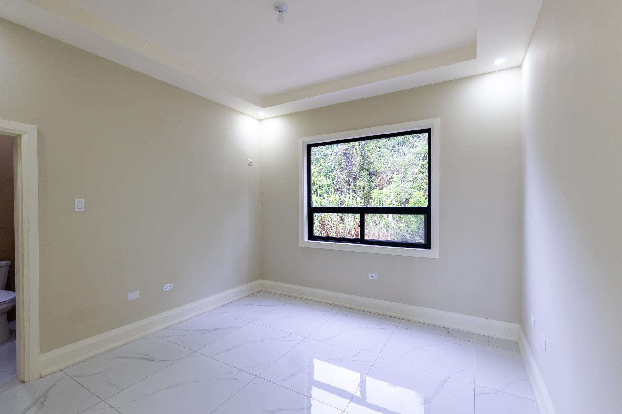 Apartment For Sale: HYDRA DRIVE, Kingston 19 | $58,000,000 photo 11