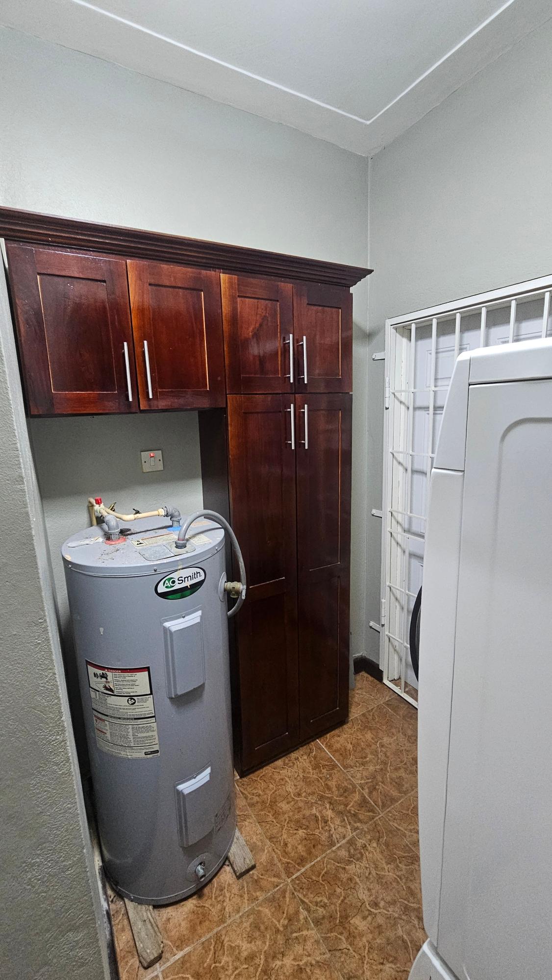 Townhouse For Rent: LAND PART 0F WHITE RIVER, River Oaks | $1,800 photo 21