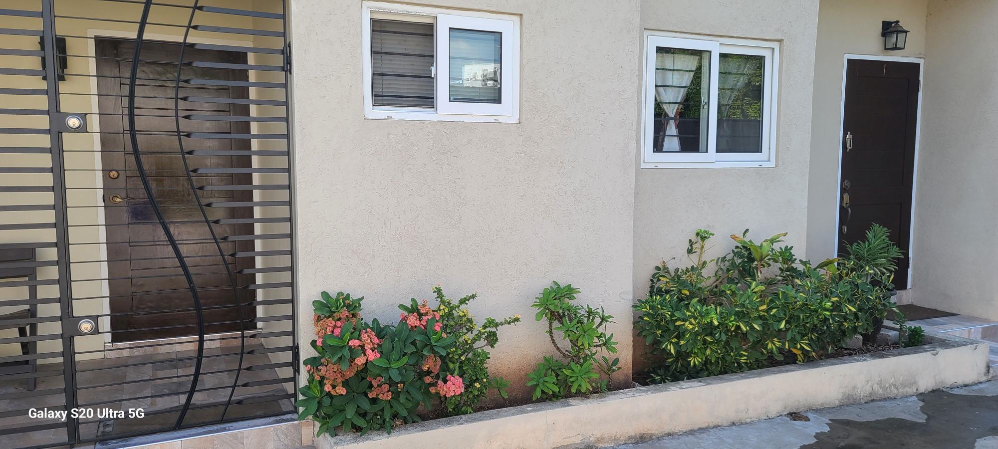 Apartment For Rent: MERRIVALE AVENUE, KINGSTO, Kingston 8 | $170,000 photo 2