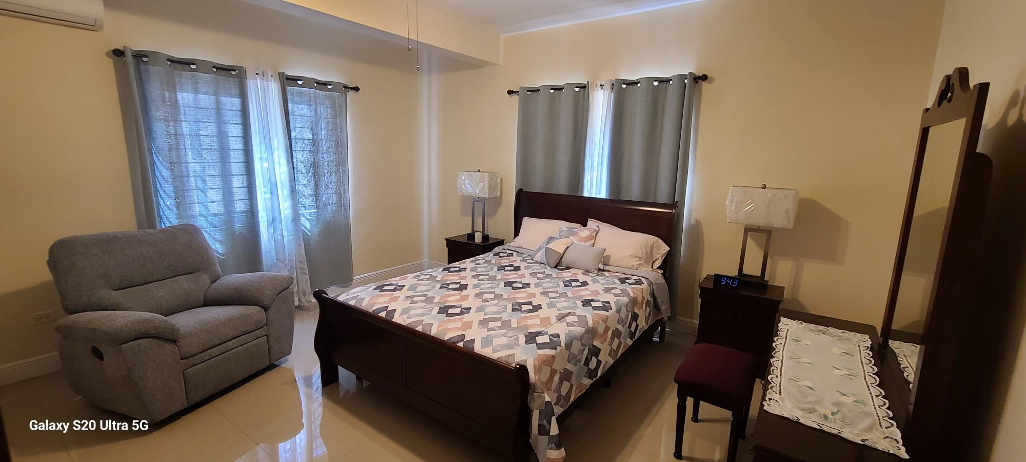 Apartment For Rent: MERRIVALE AVENUE, KINGSTO, Kingston 8 | $170,000 photo 6