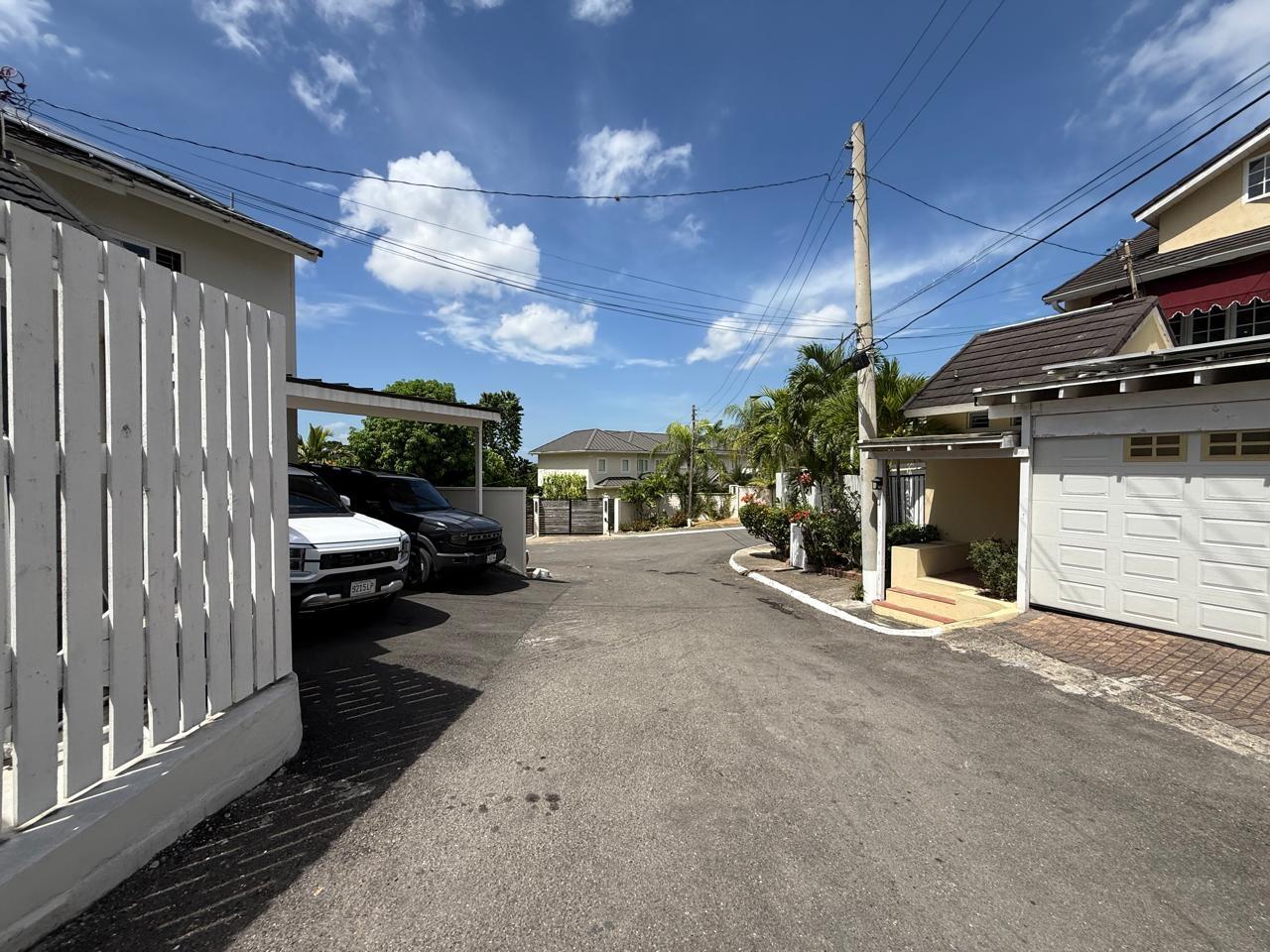Townhouse For Rent: RIVA RIDGE, Kingston 6 | $2,500